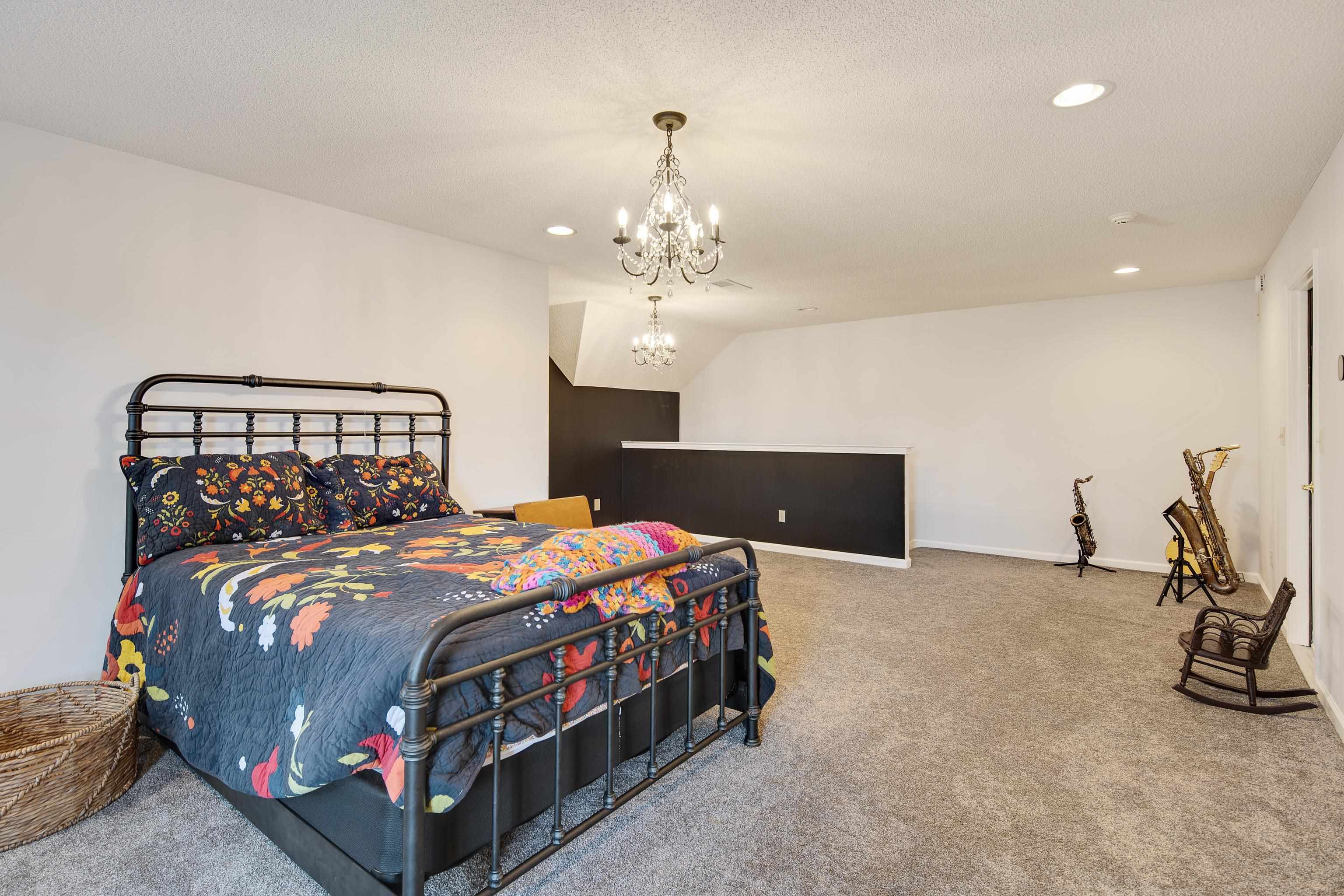 283 SCHILLING PARK BLVD