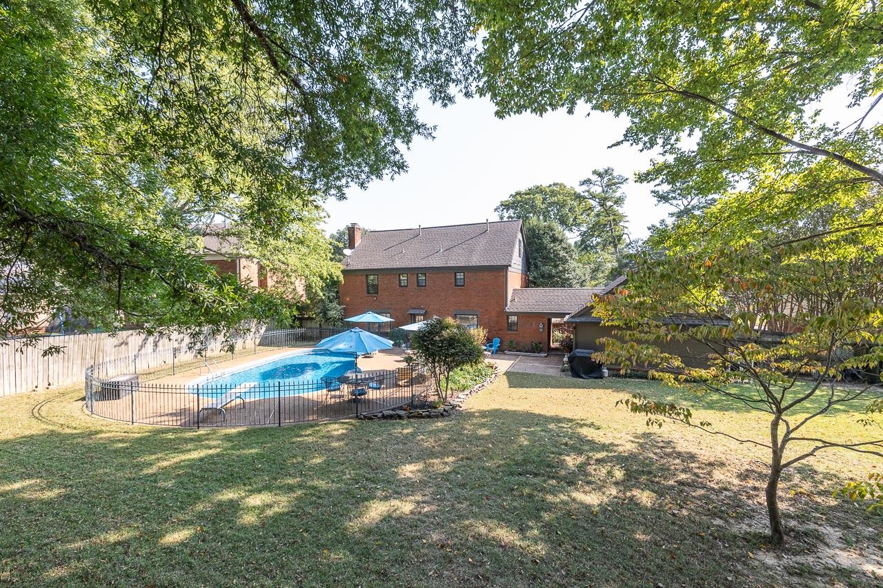 2831 HONEY TREE DR