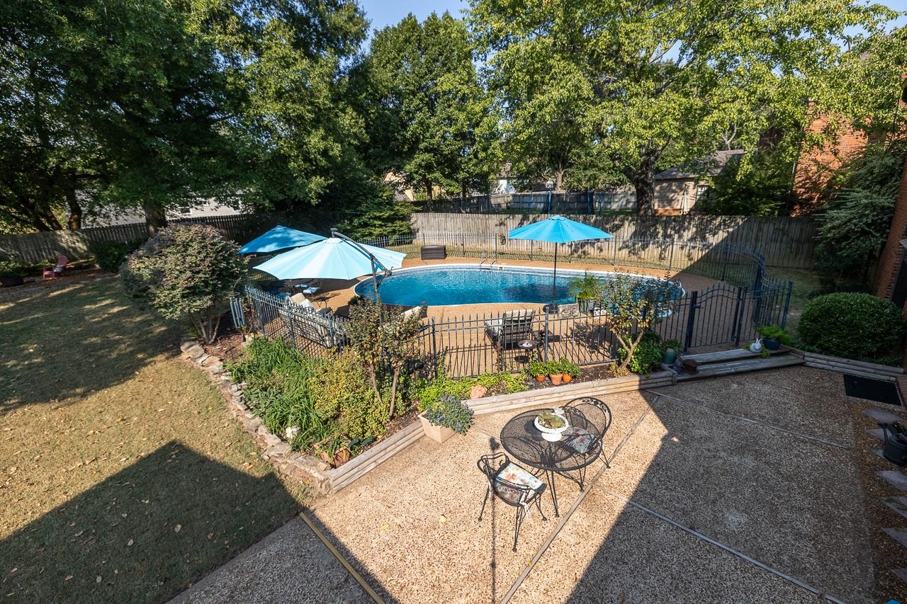 2831 HONEY TREE DR