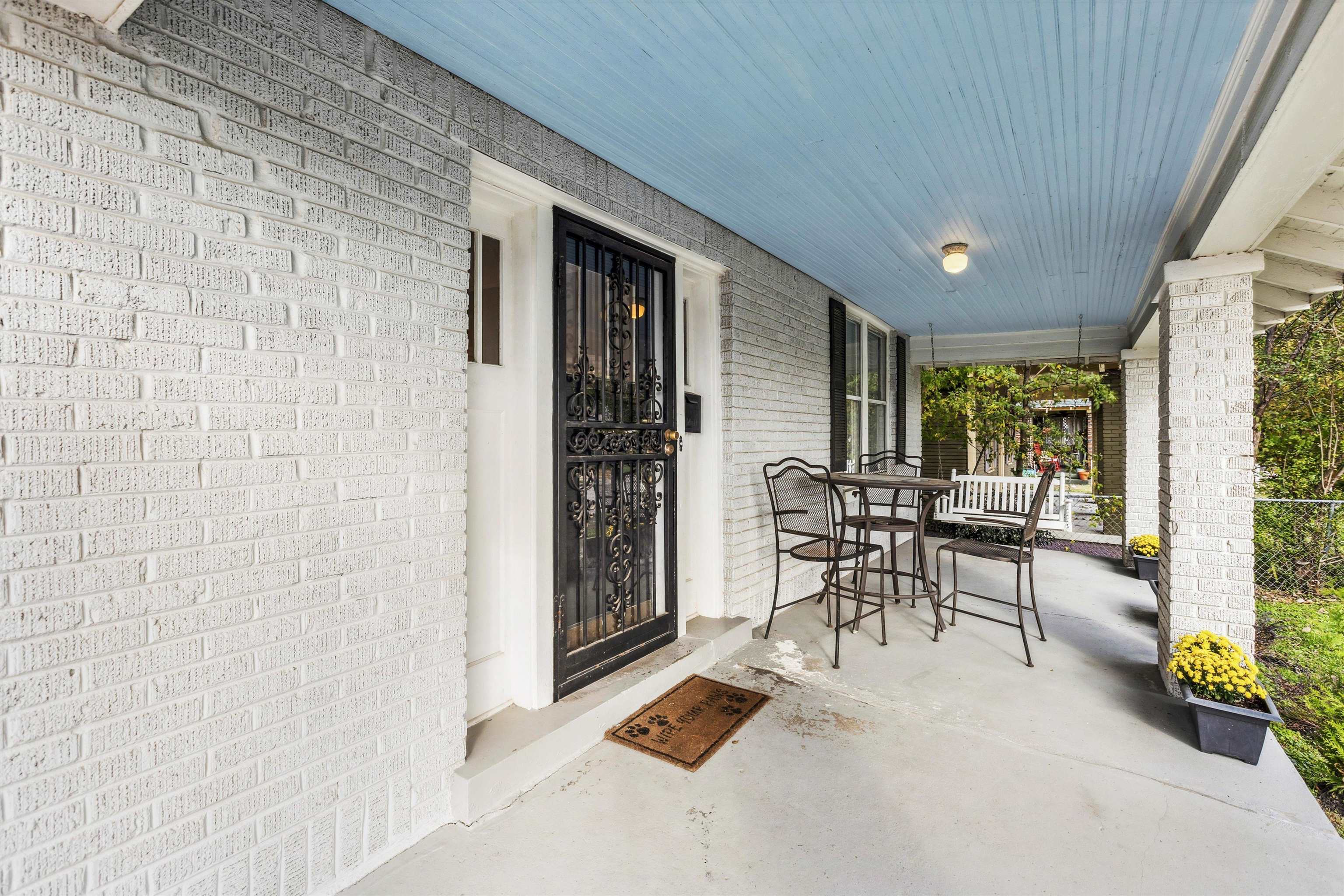 943 BRUCE ST