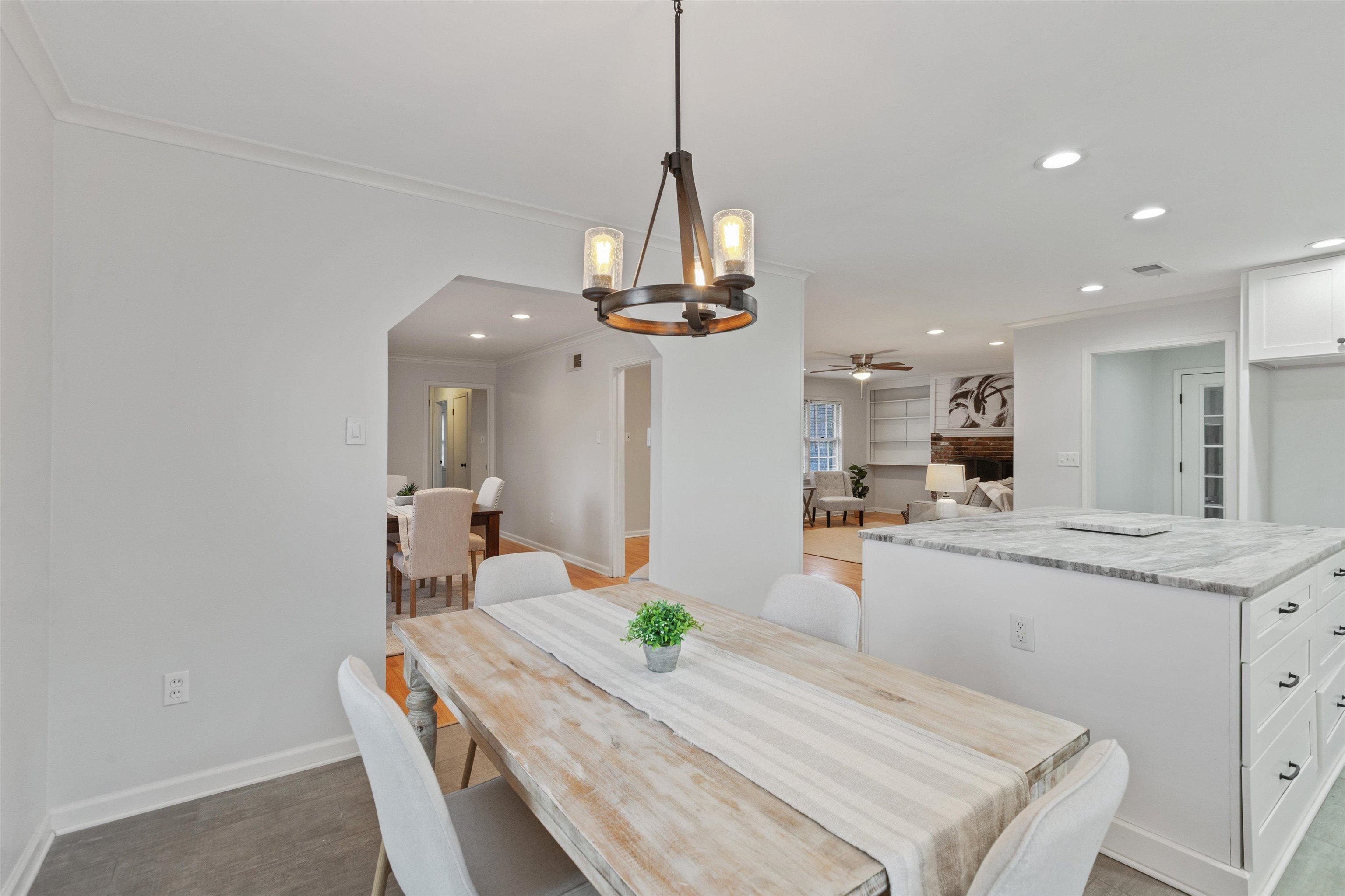 5555 BARFIELD RD