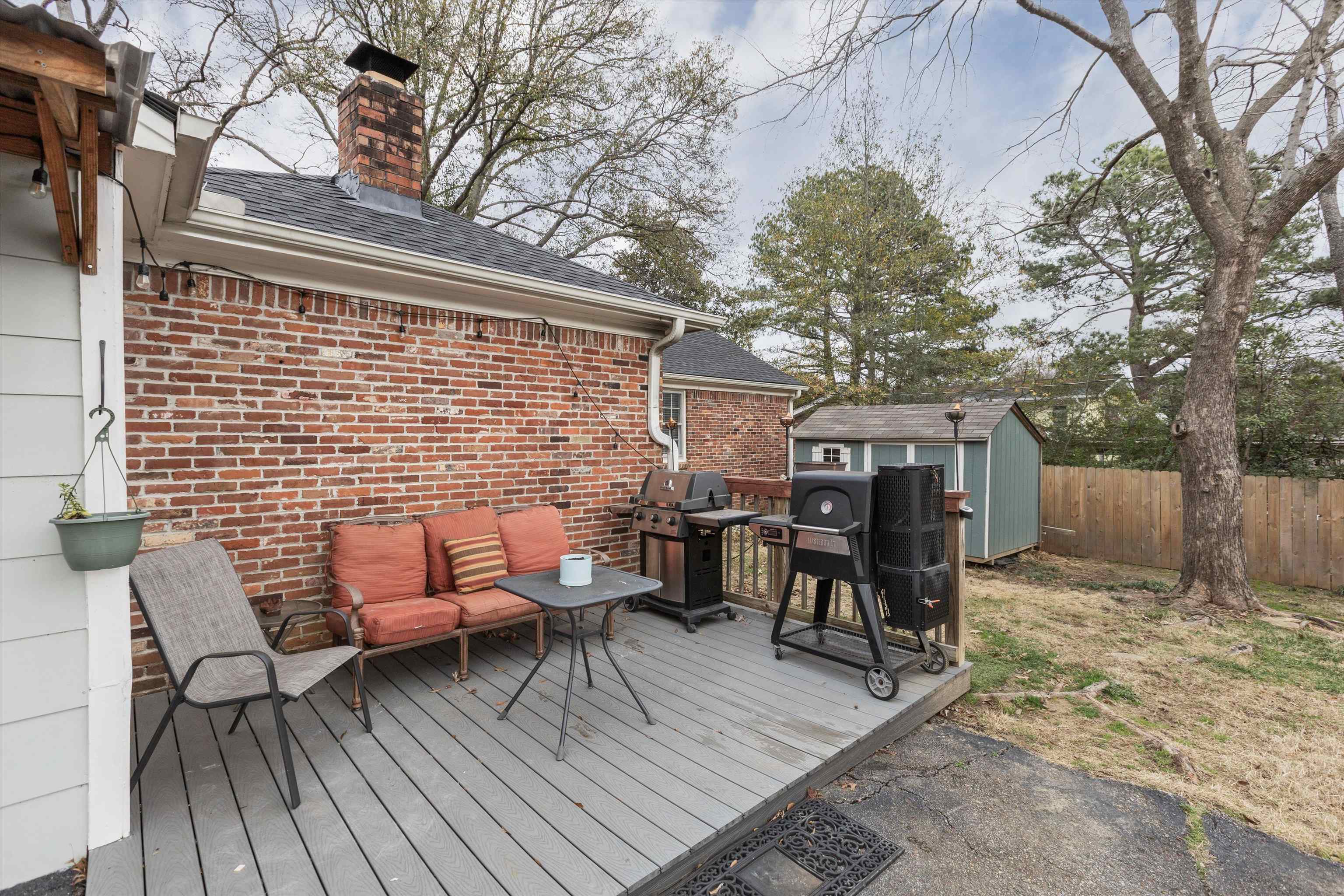 5555 BARFIELD RD