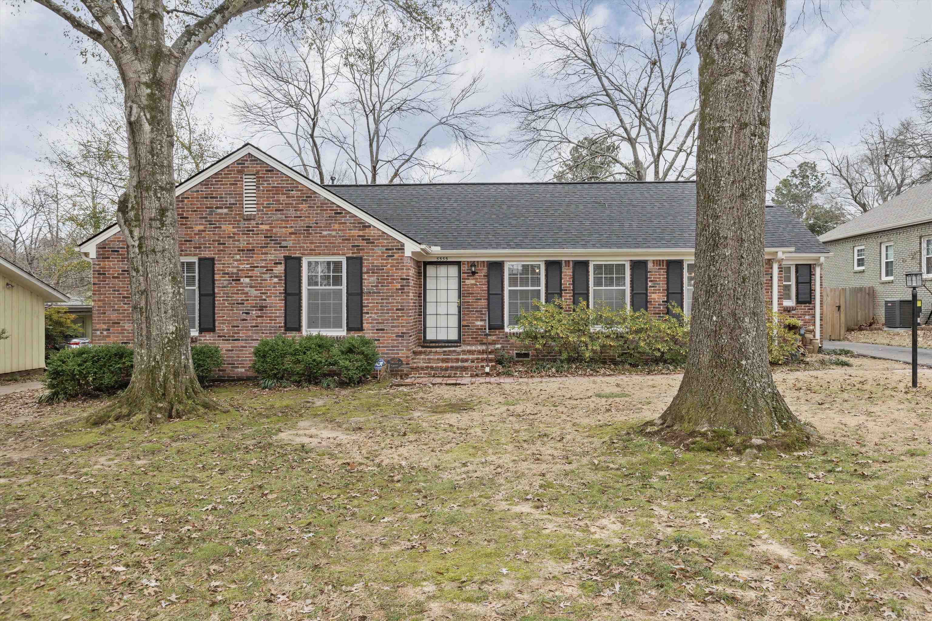 5555 BARFIELD RD