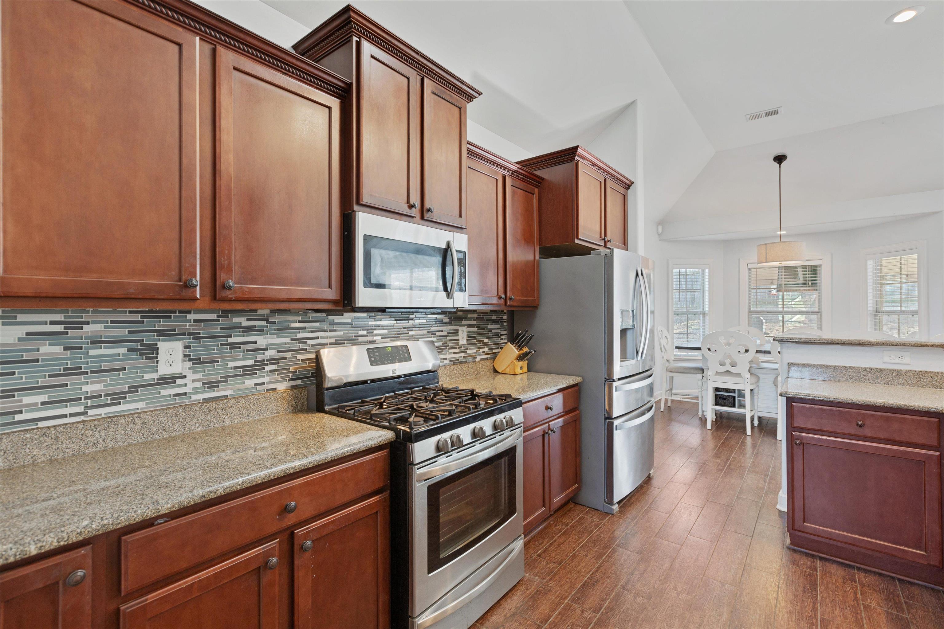 6005 MAHER VALLEY CV