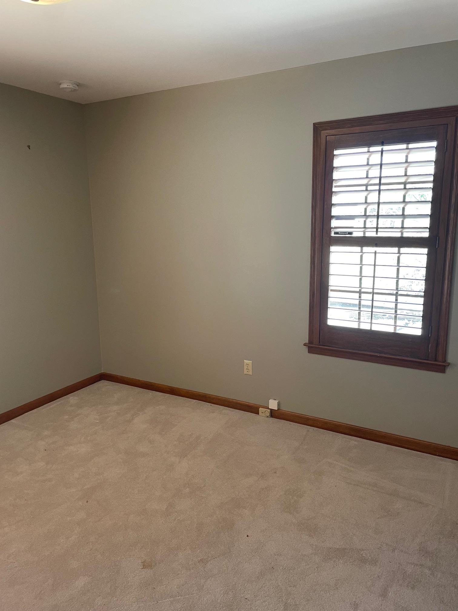 8074 DOGWOOD VILLA DR