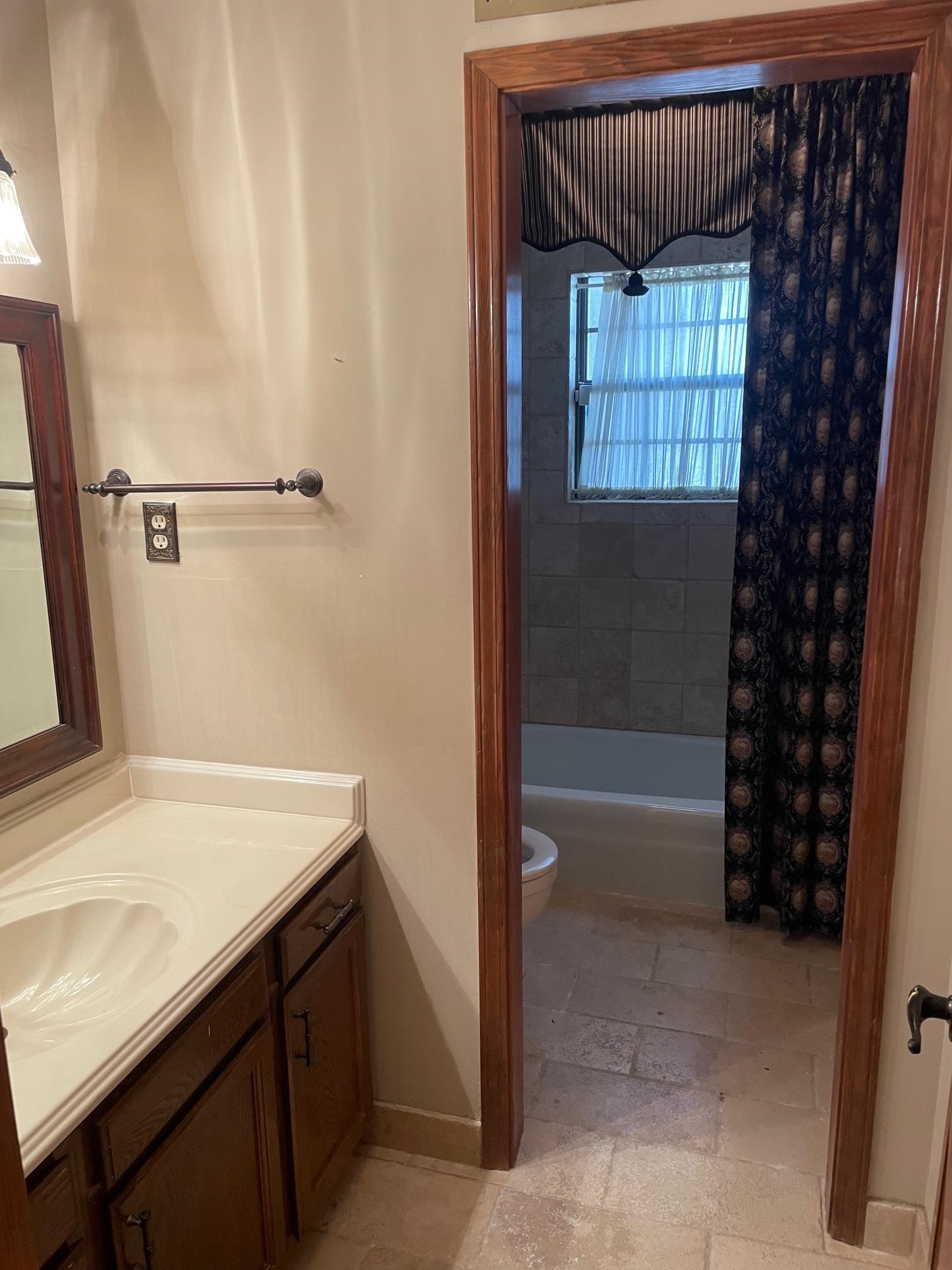 8074 DOGWOOD VILLA DR
