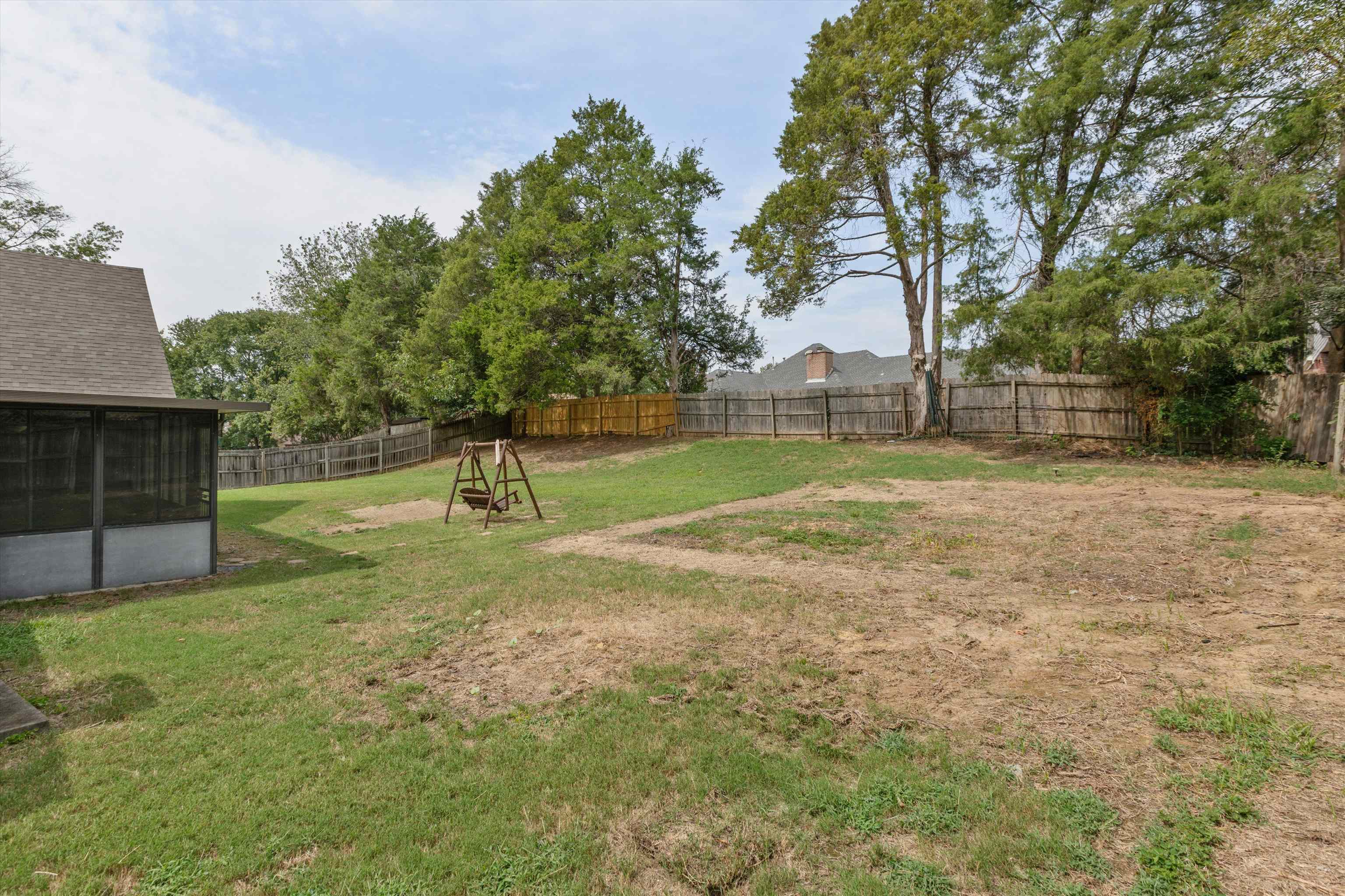 8036 WINDING CREEK DR
