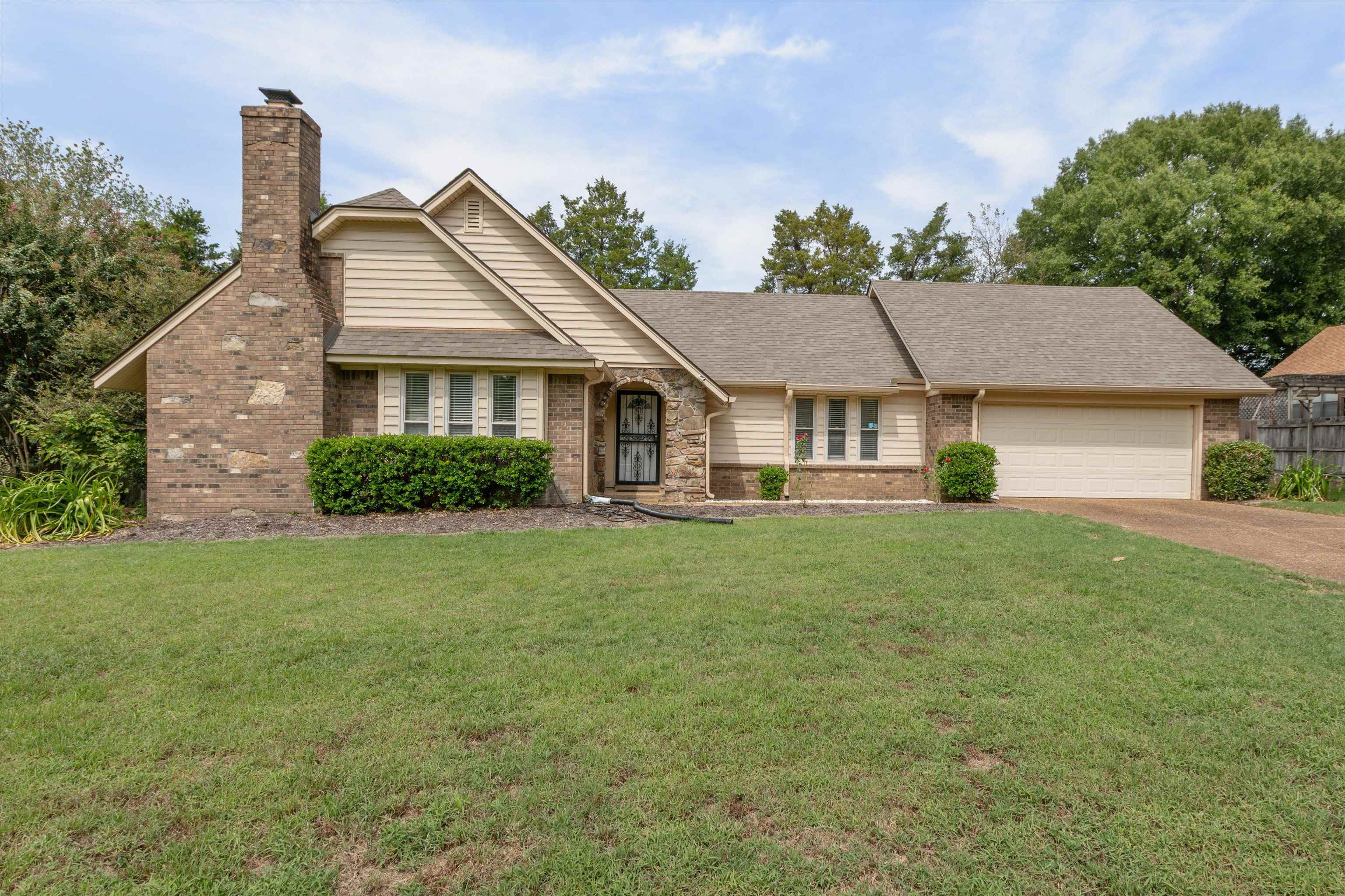 8036 WINDING CREEK DR