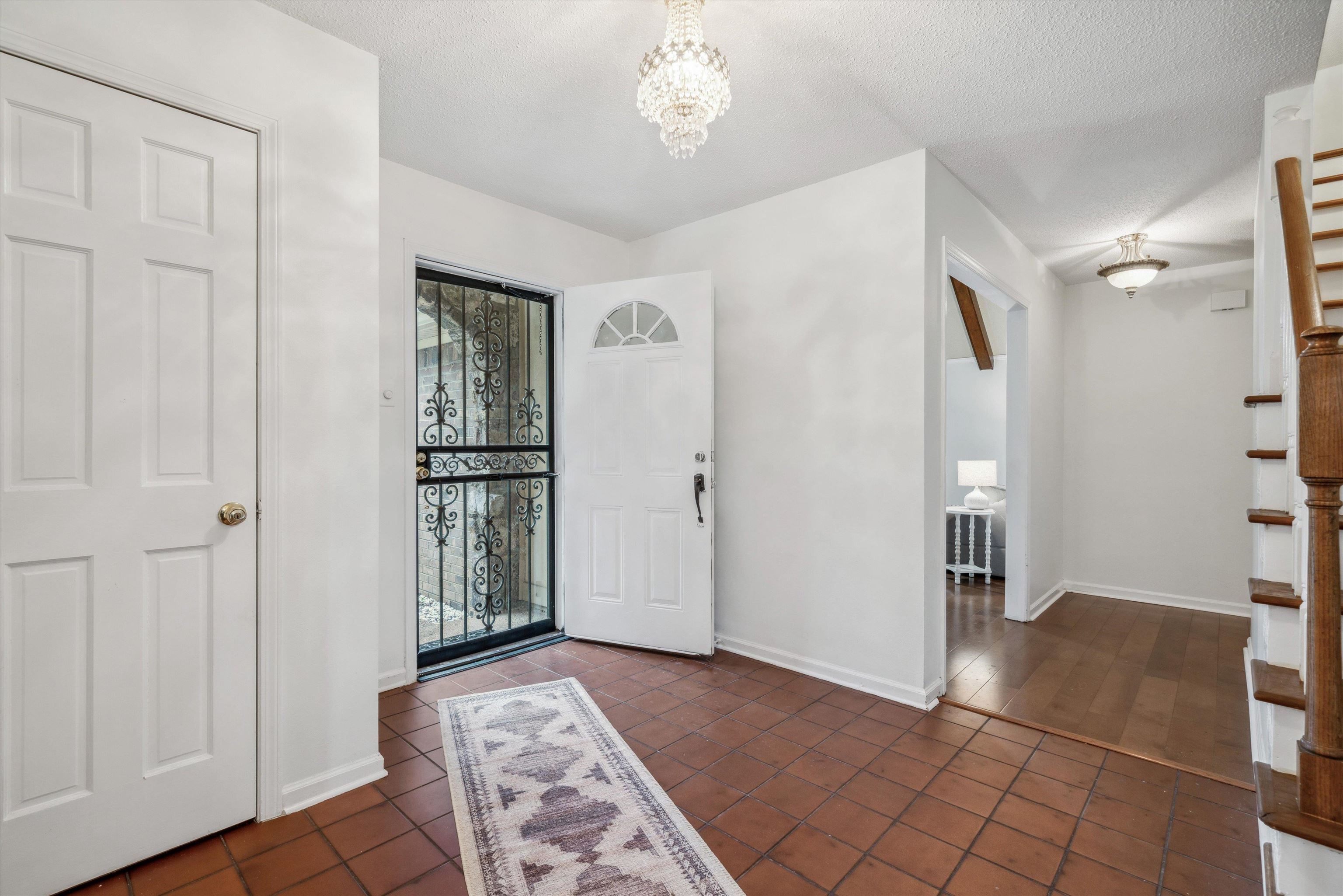 8036 WINDING CREEK DR