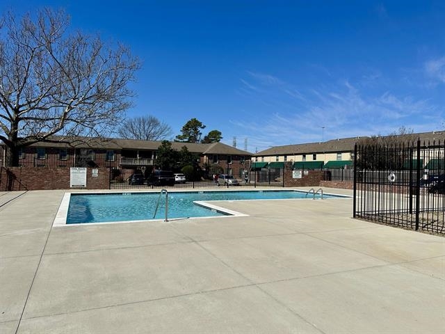 1208 MIDDLE CT Unit: 202