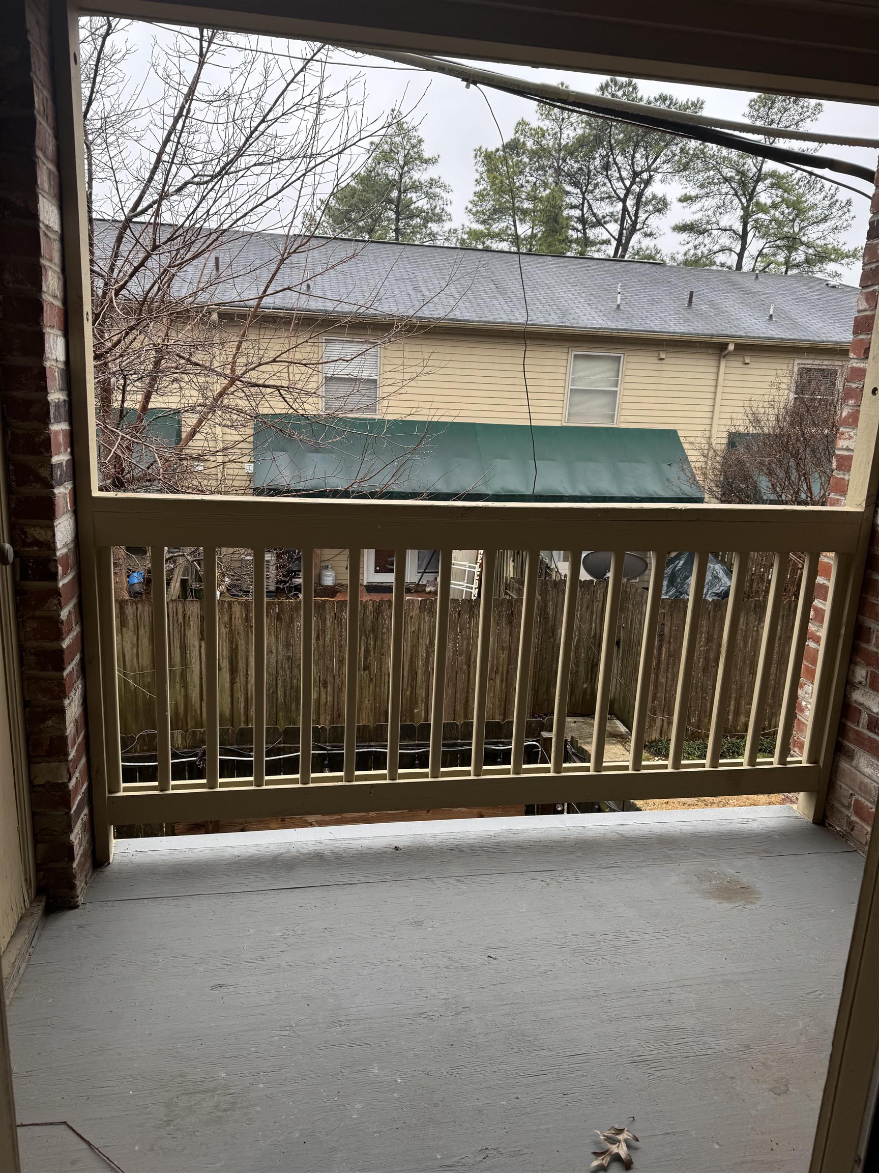 1208 MIDDLE CT Unit: 202