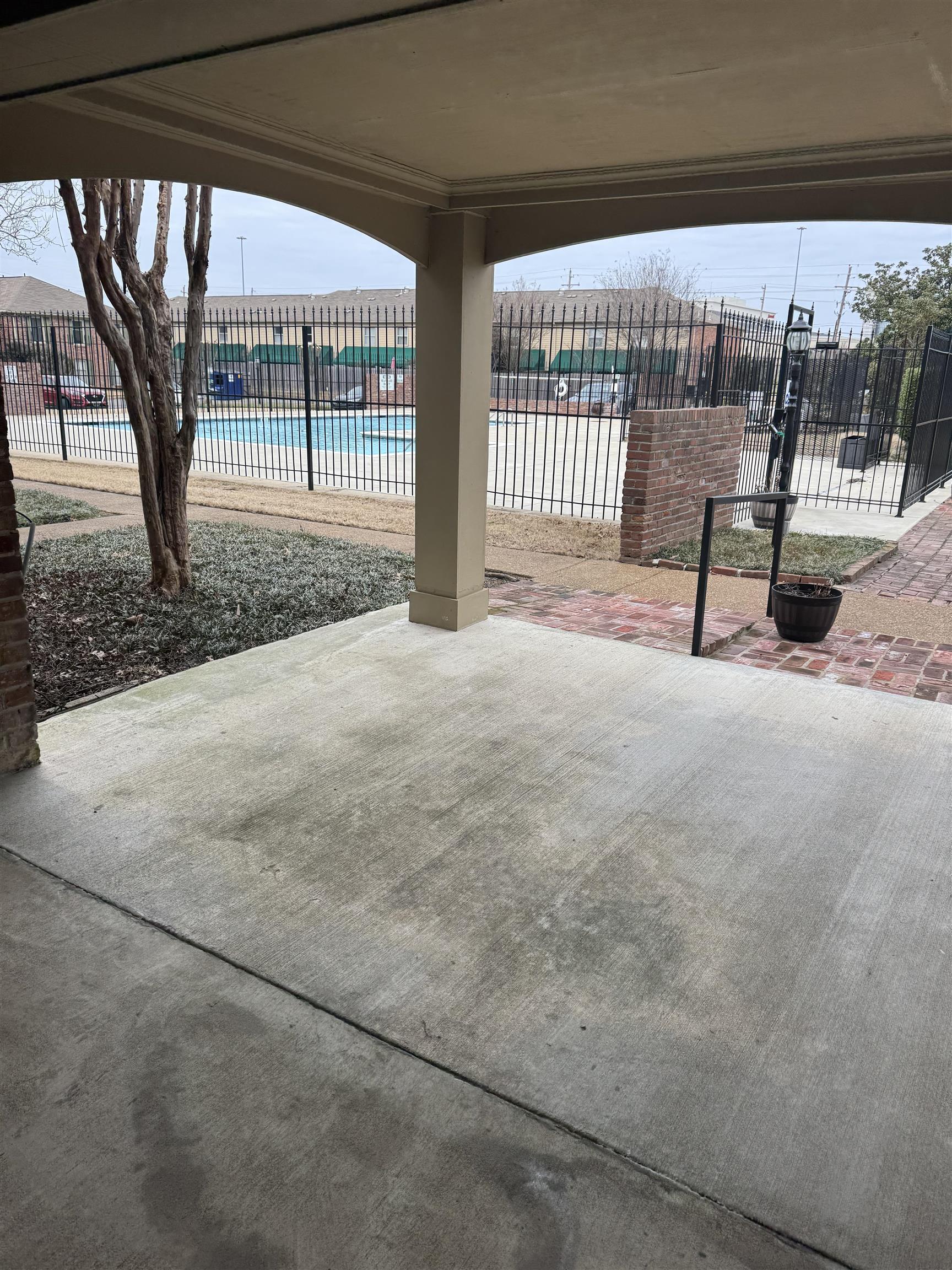 1208 MIDDLE CT Unit: 202