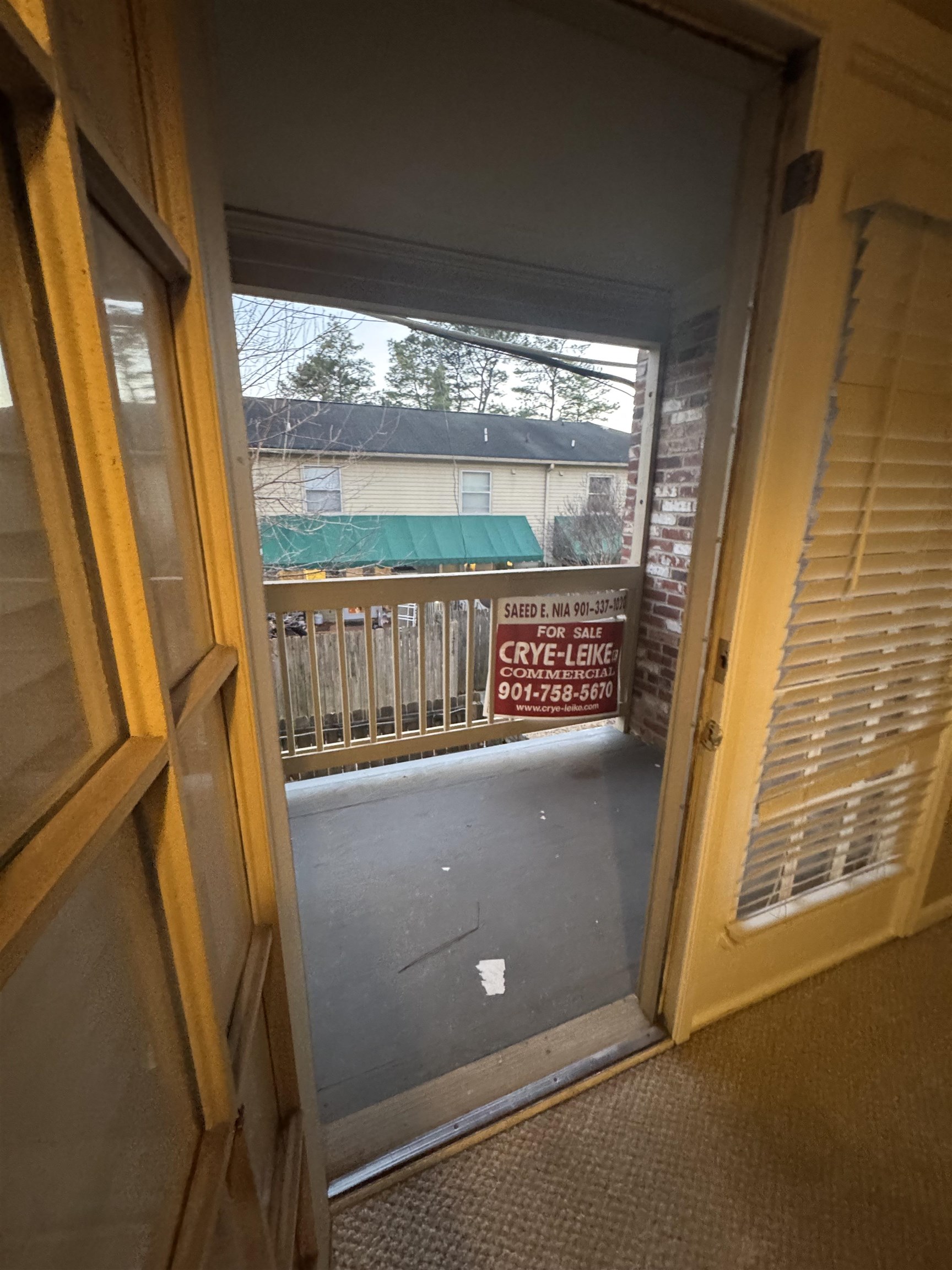 1208 MIDDLE CT Unit: 202