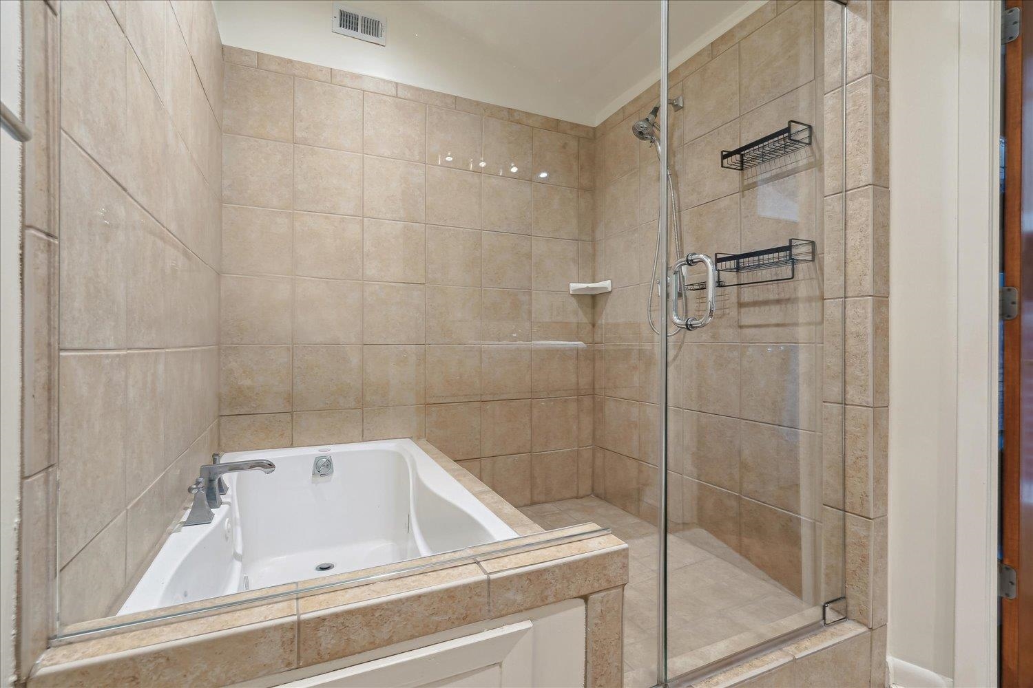 50 GAYOSO AVE Unit: 401