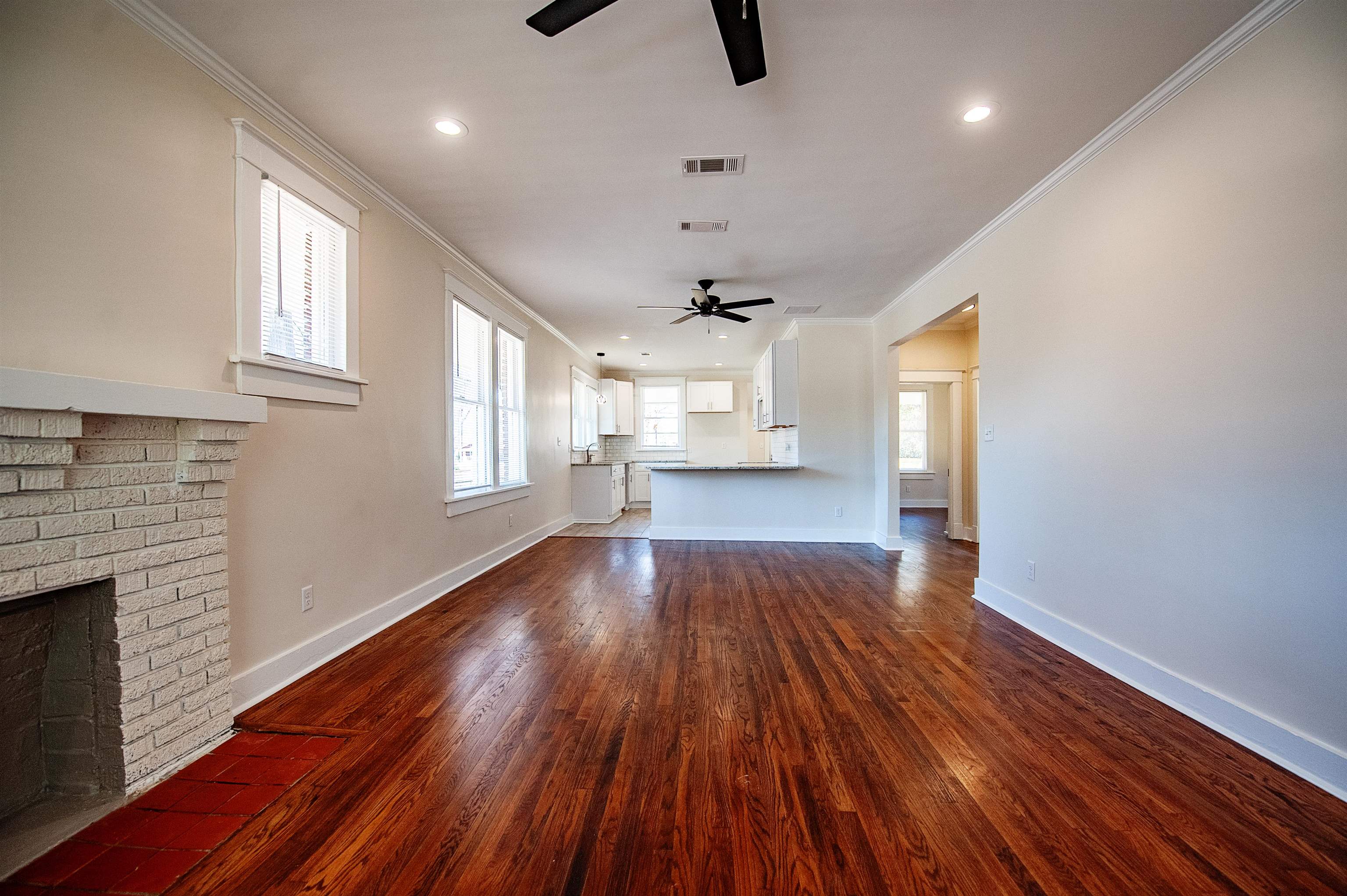 1402 TUTWILER AVE