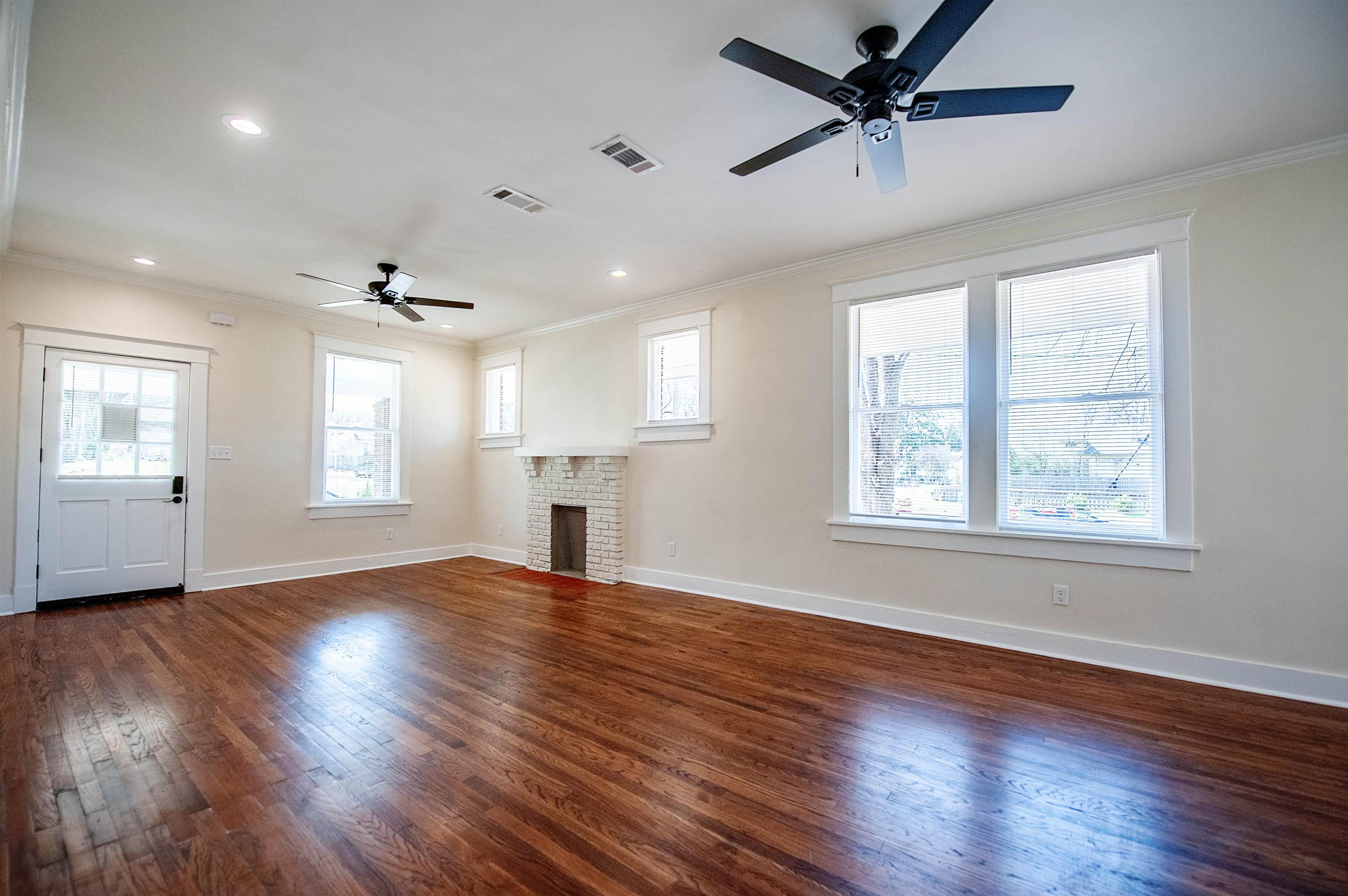 1402 TUTWILER AVE