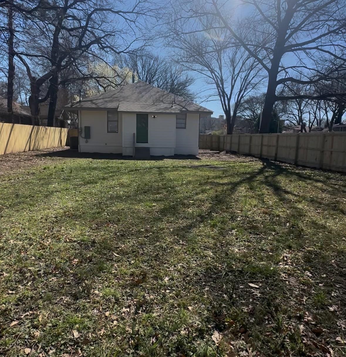 1402 TUTWILER AVE
