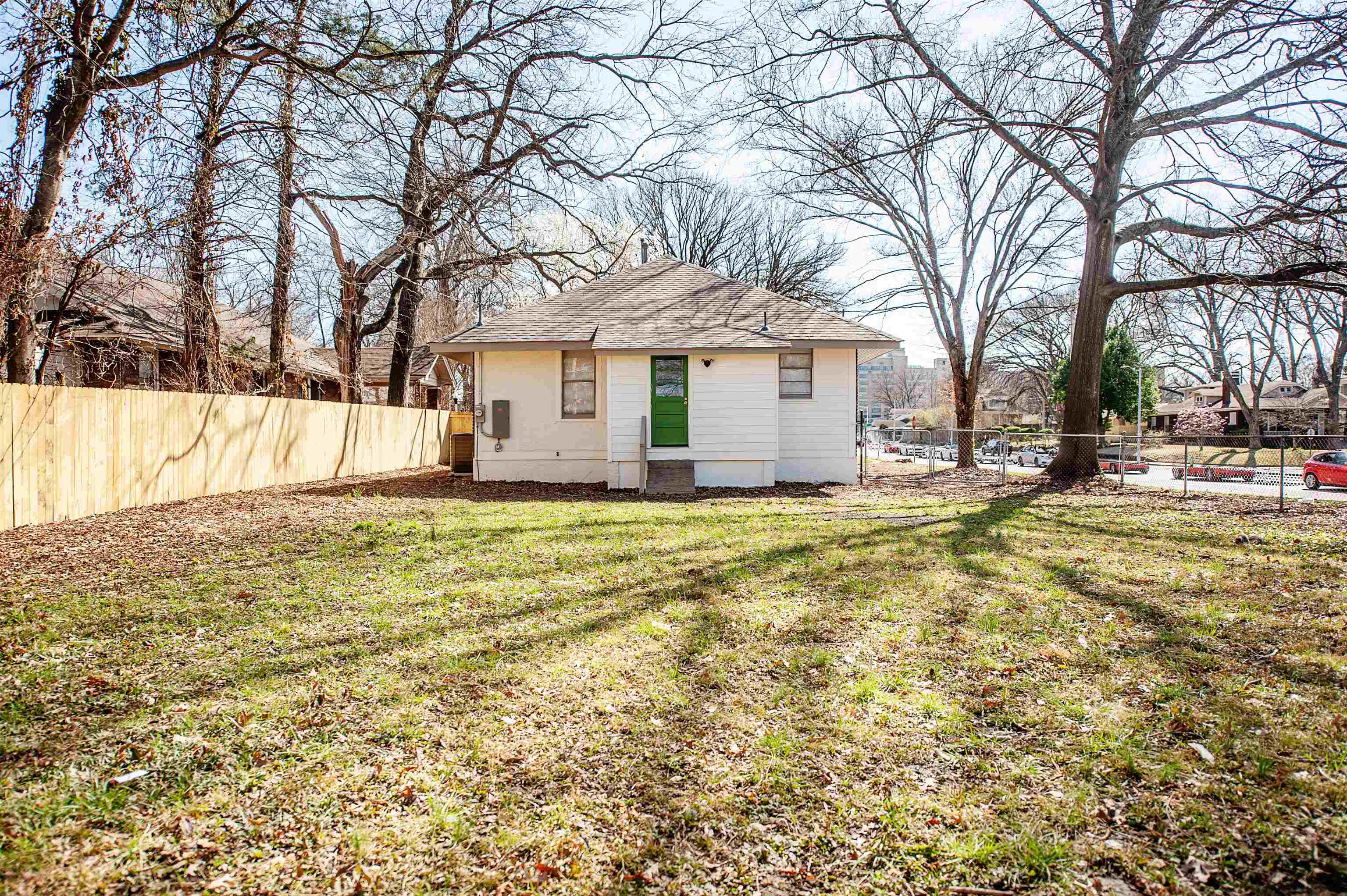 1402 TUTWILER AVE