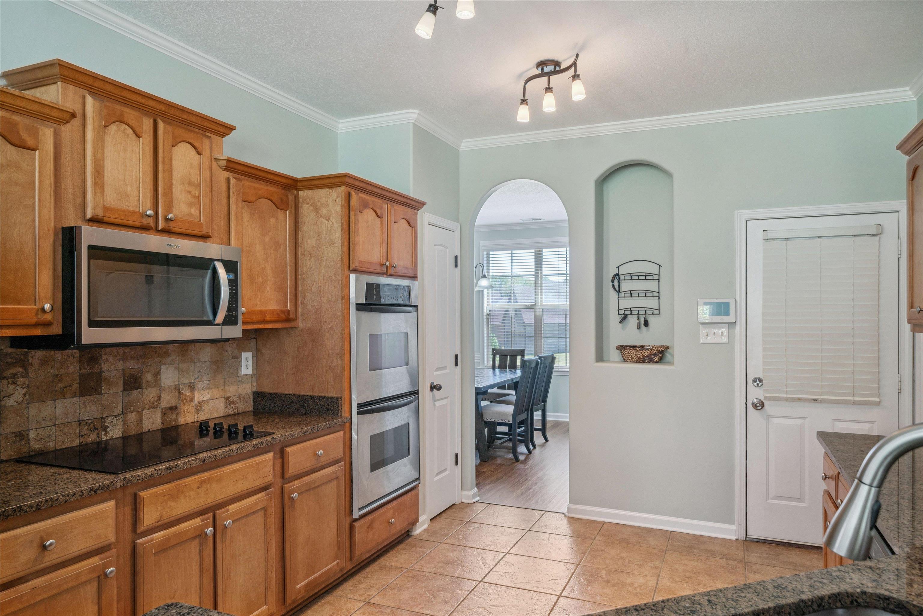 4803 ELLENDALE RD