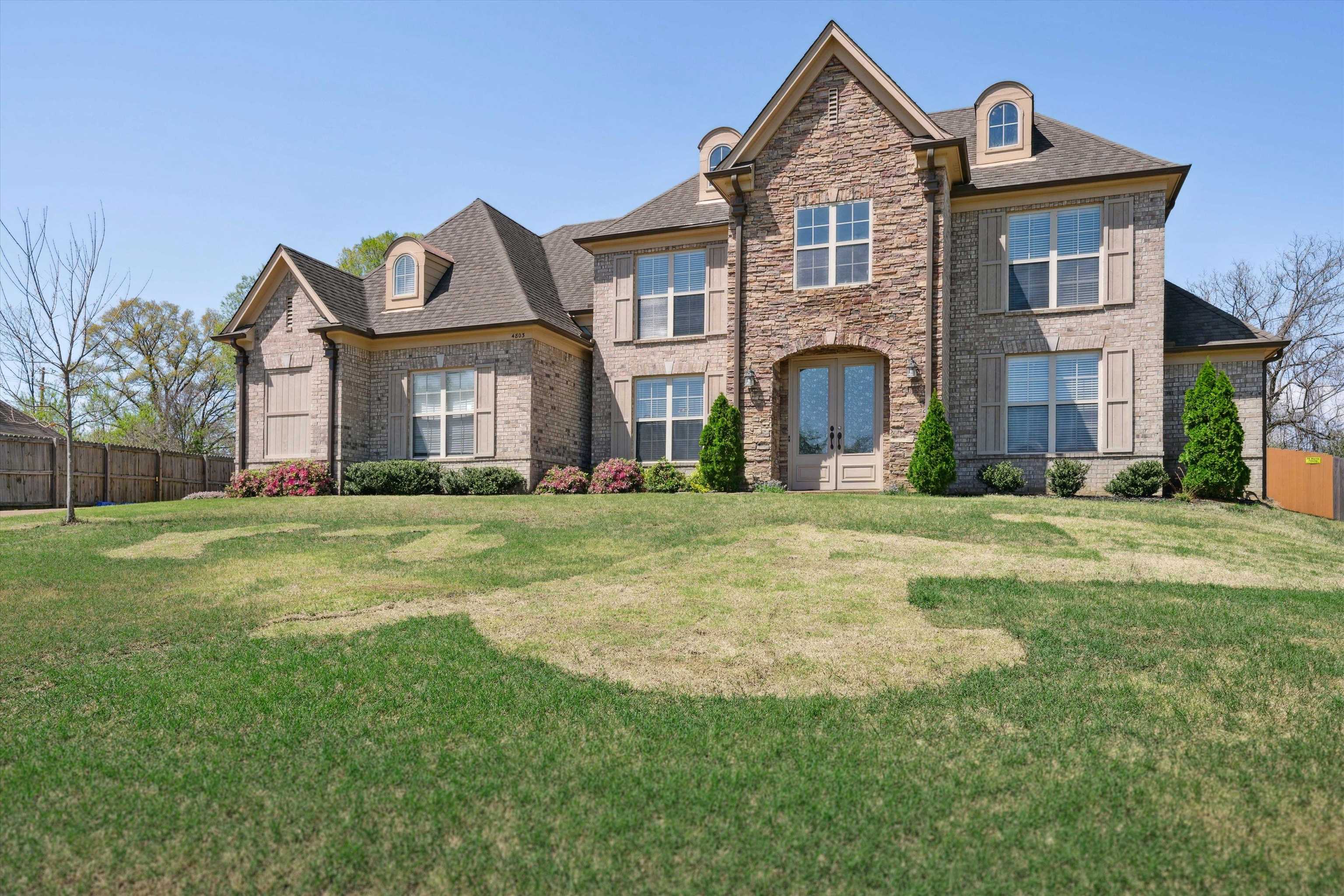 4803 ELLENDALE RD