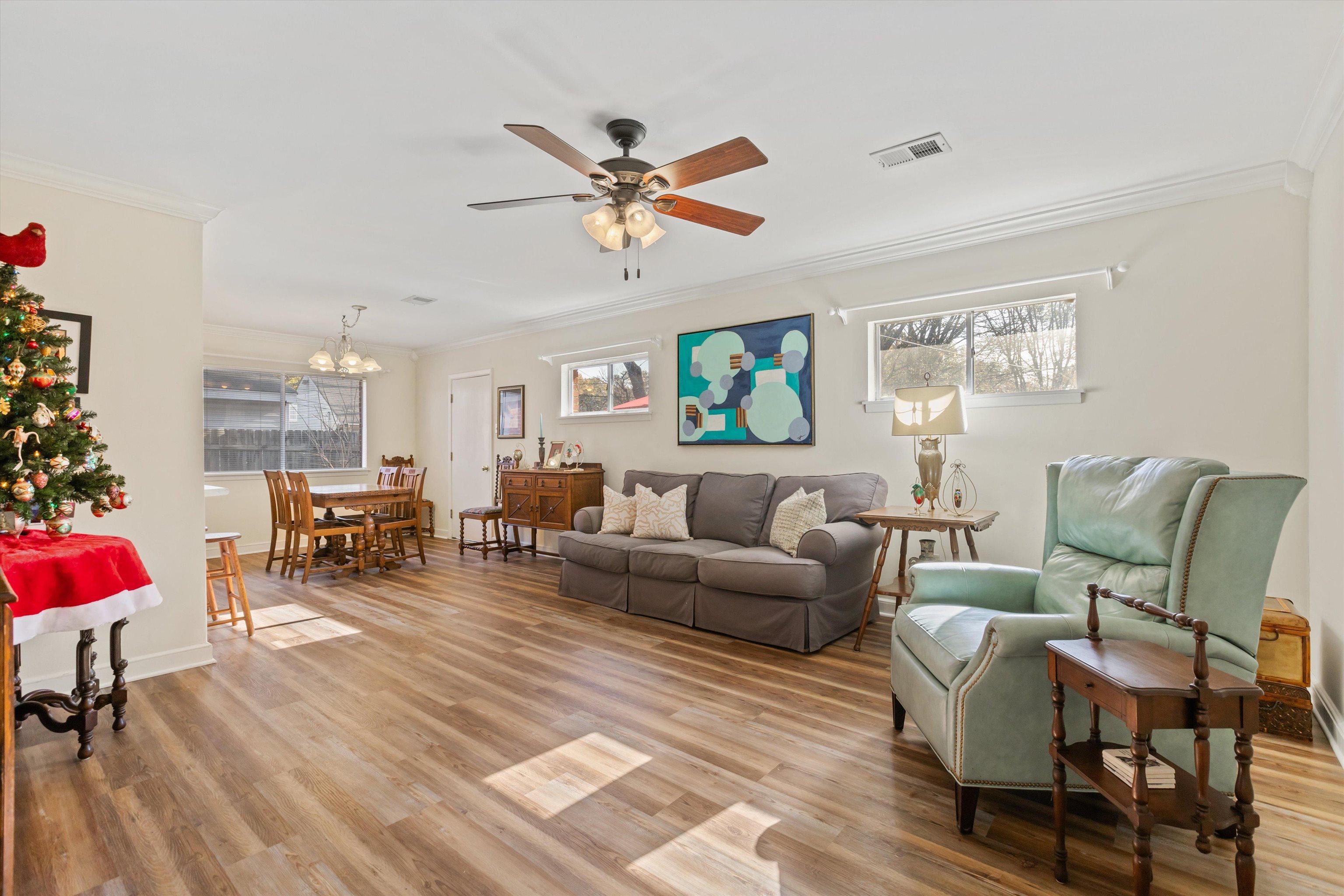 4943 KIMBALL AVE