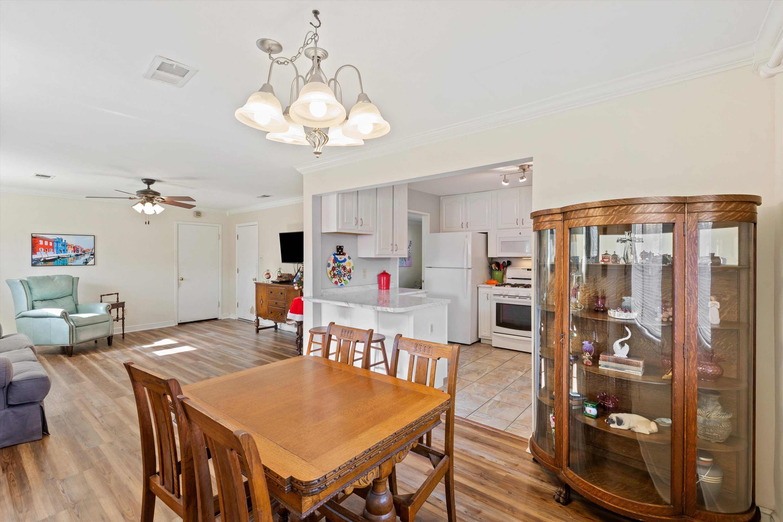 4943 KIMBALL AVE