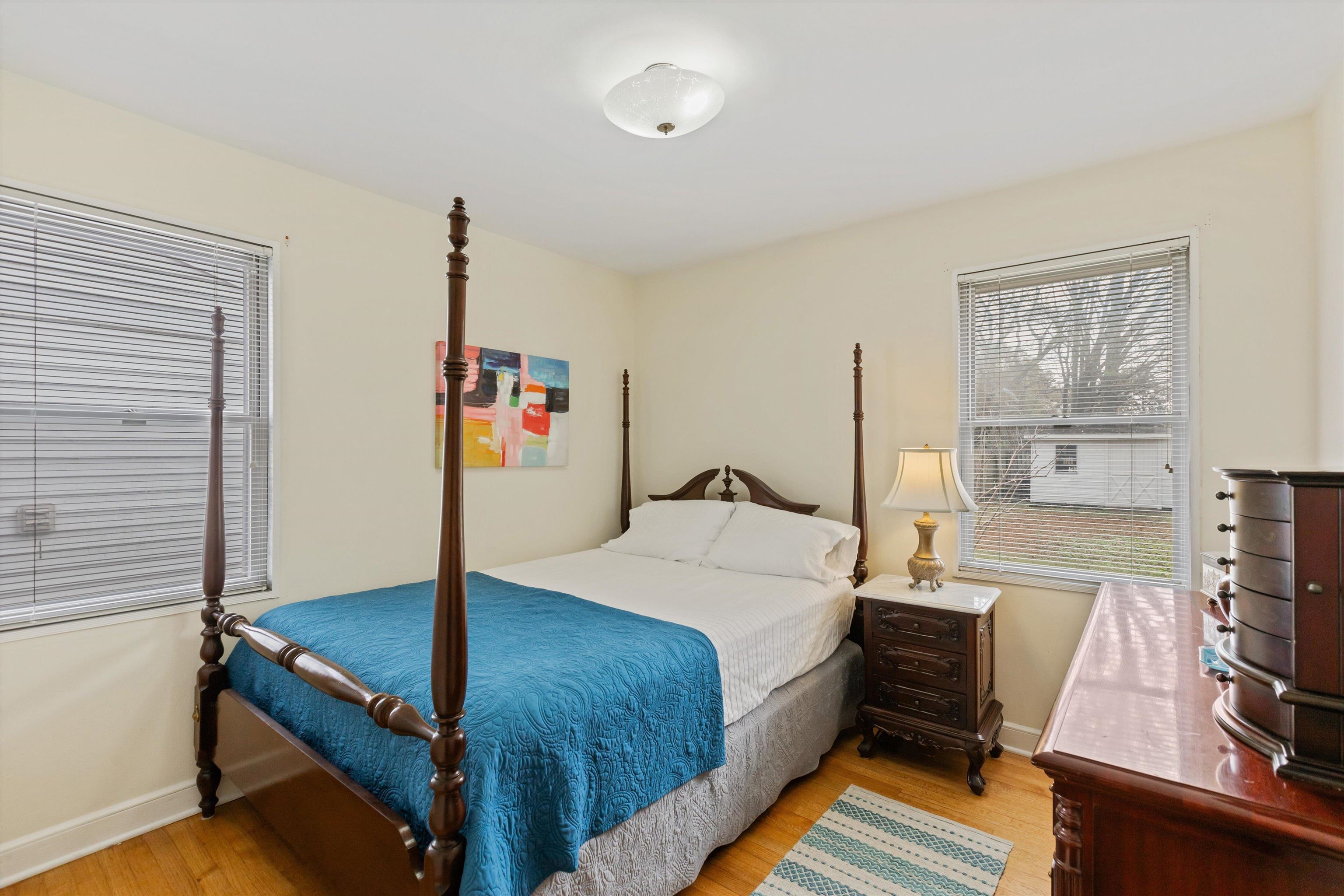 4943 KIMBALL AVE