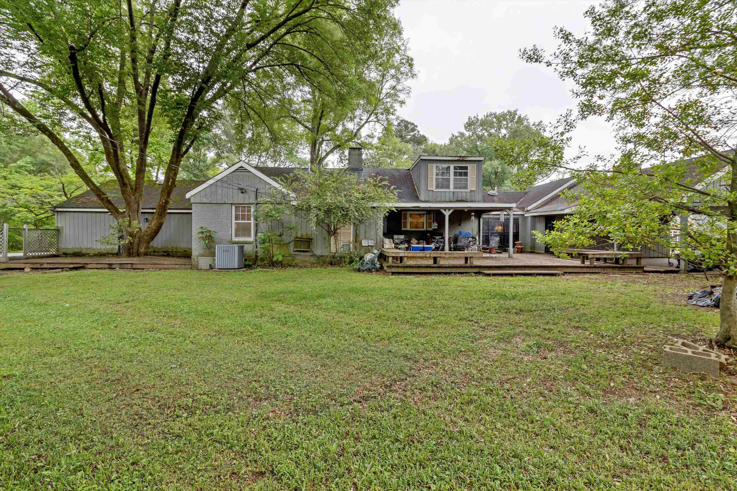 4948 ROANE RD