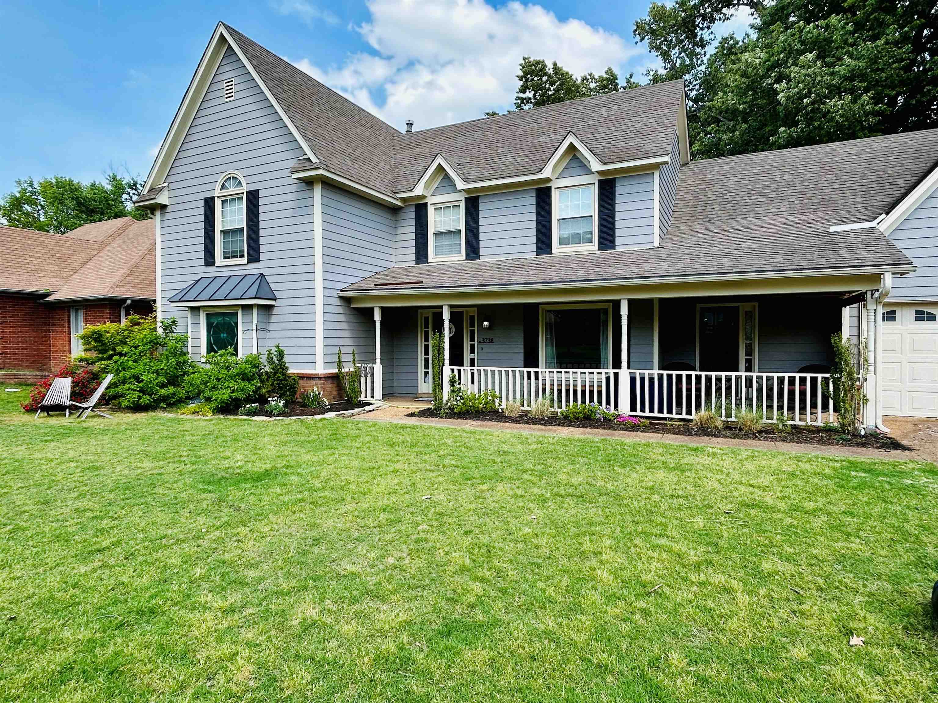 3738 BROOK TRAIL LN