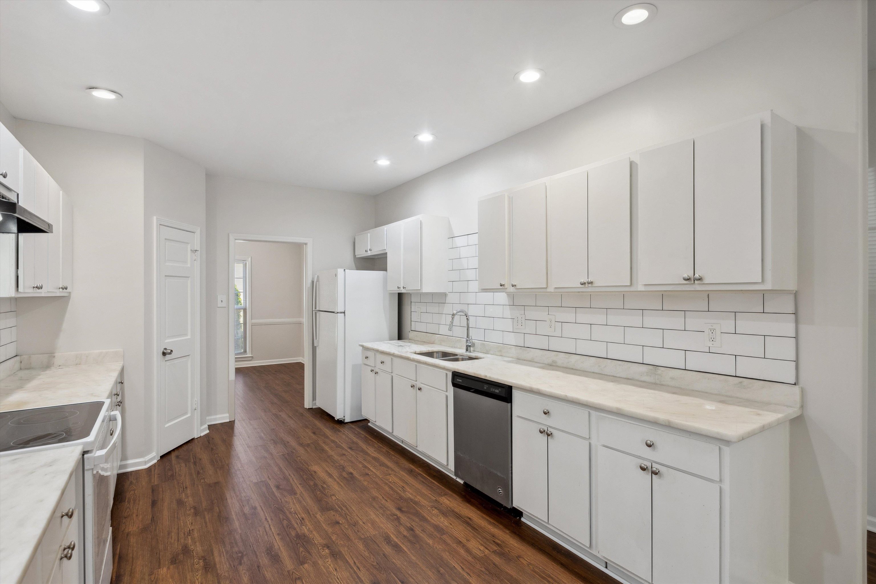 3646 GAILYN DR