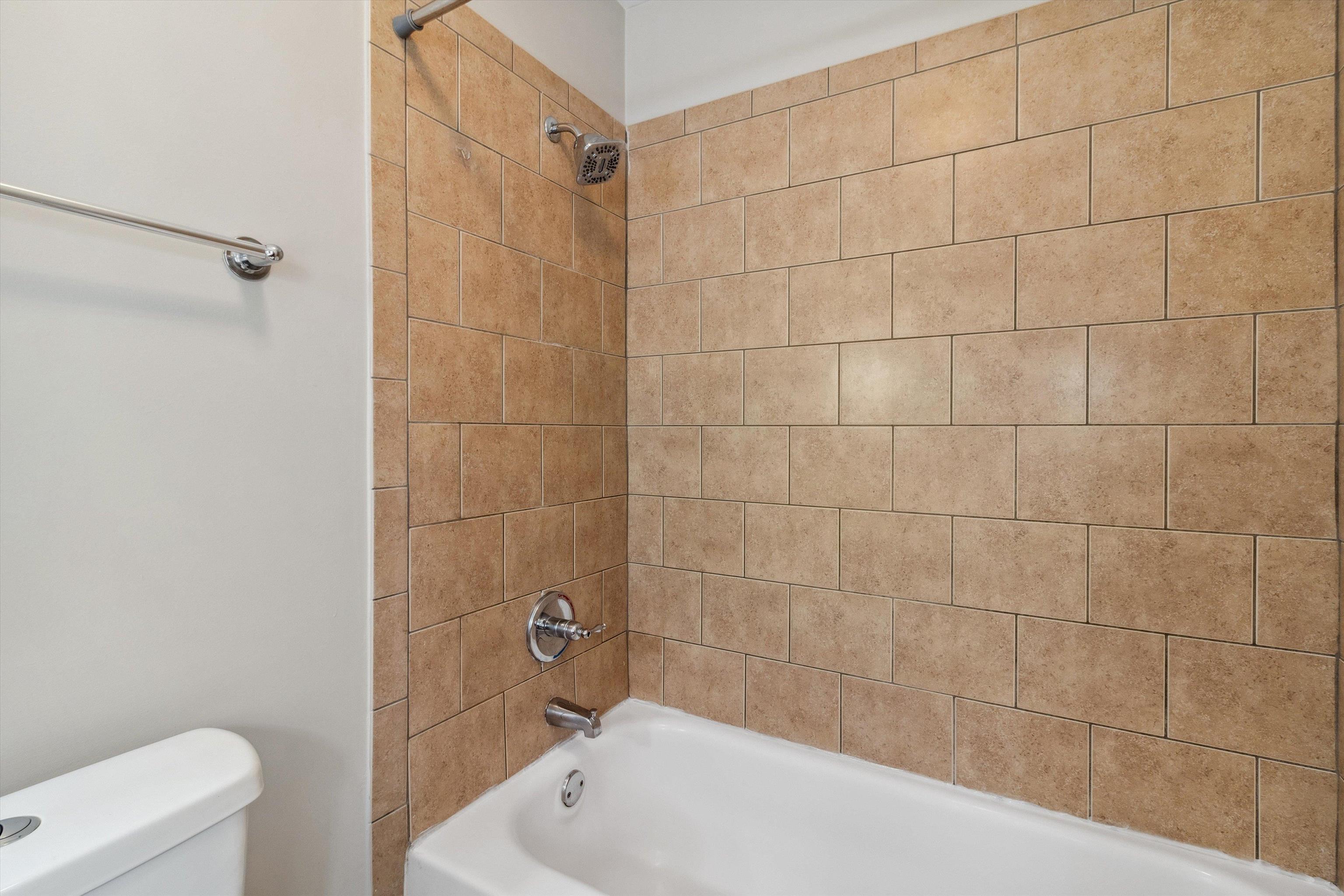 1819 CROSSFLOWER CV Unit: 85
