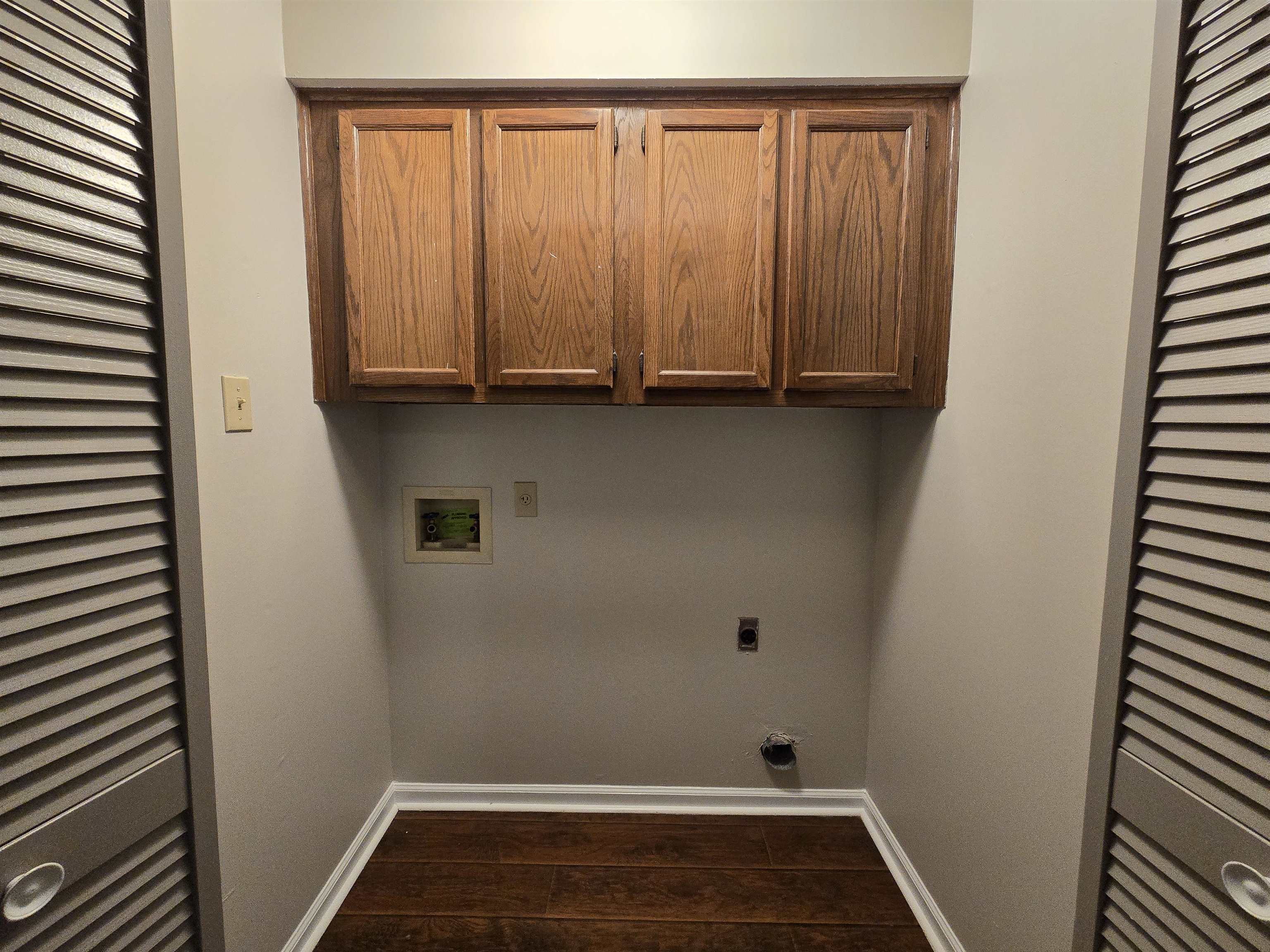 7536 PORT ALBERT LN