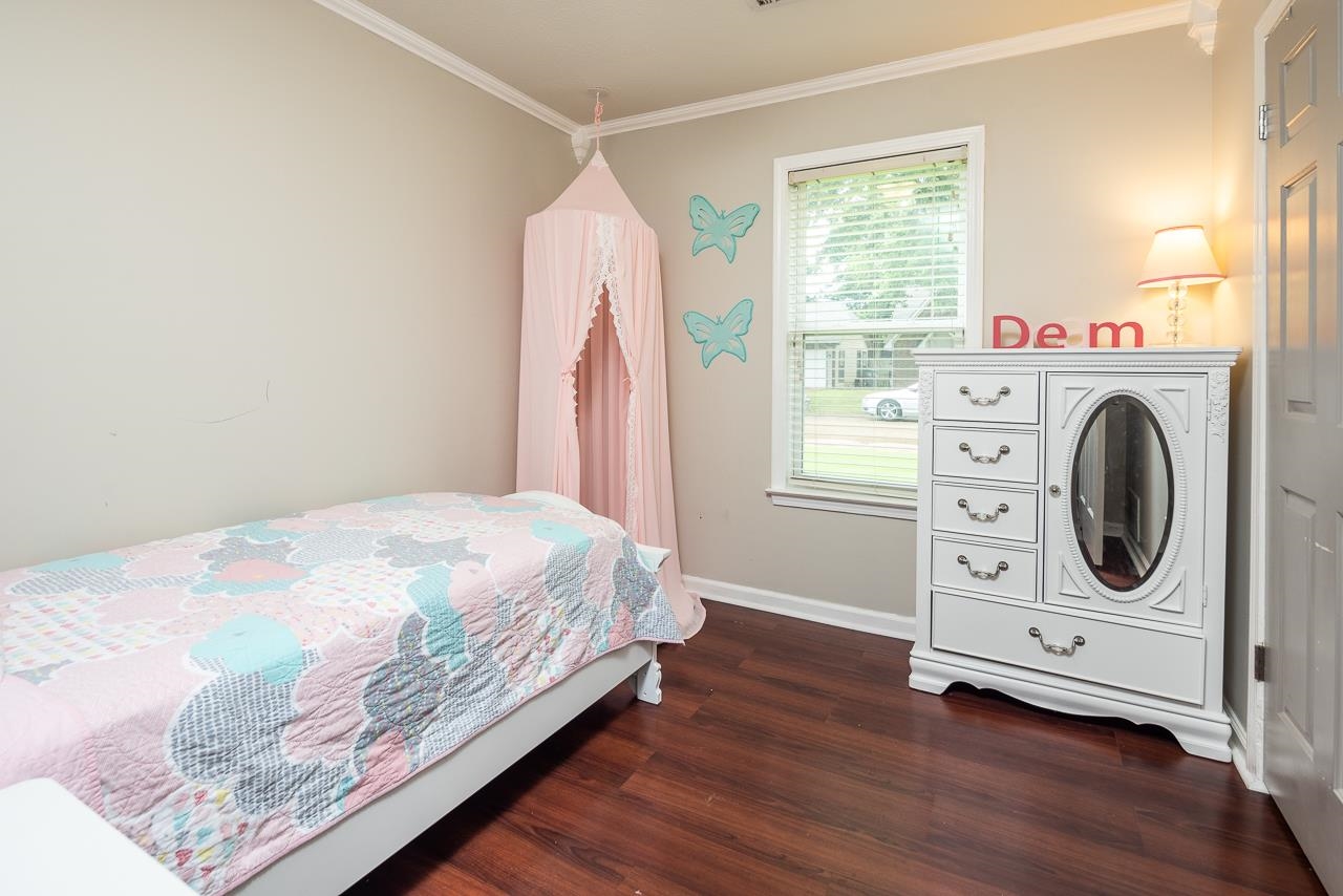7536 PORT ALBERT LN