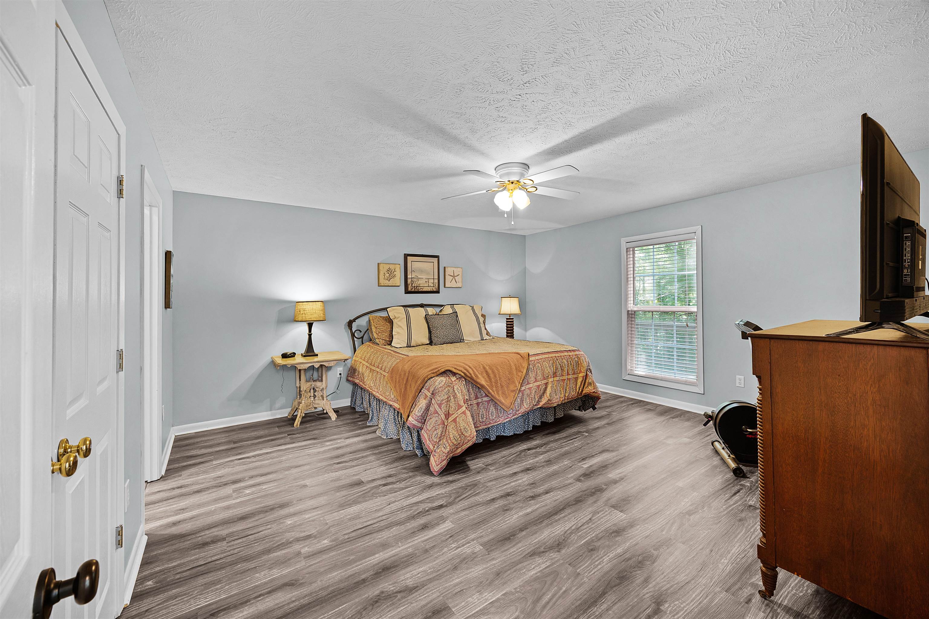 90 HARBOR VIEW CV