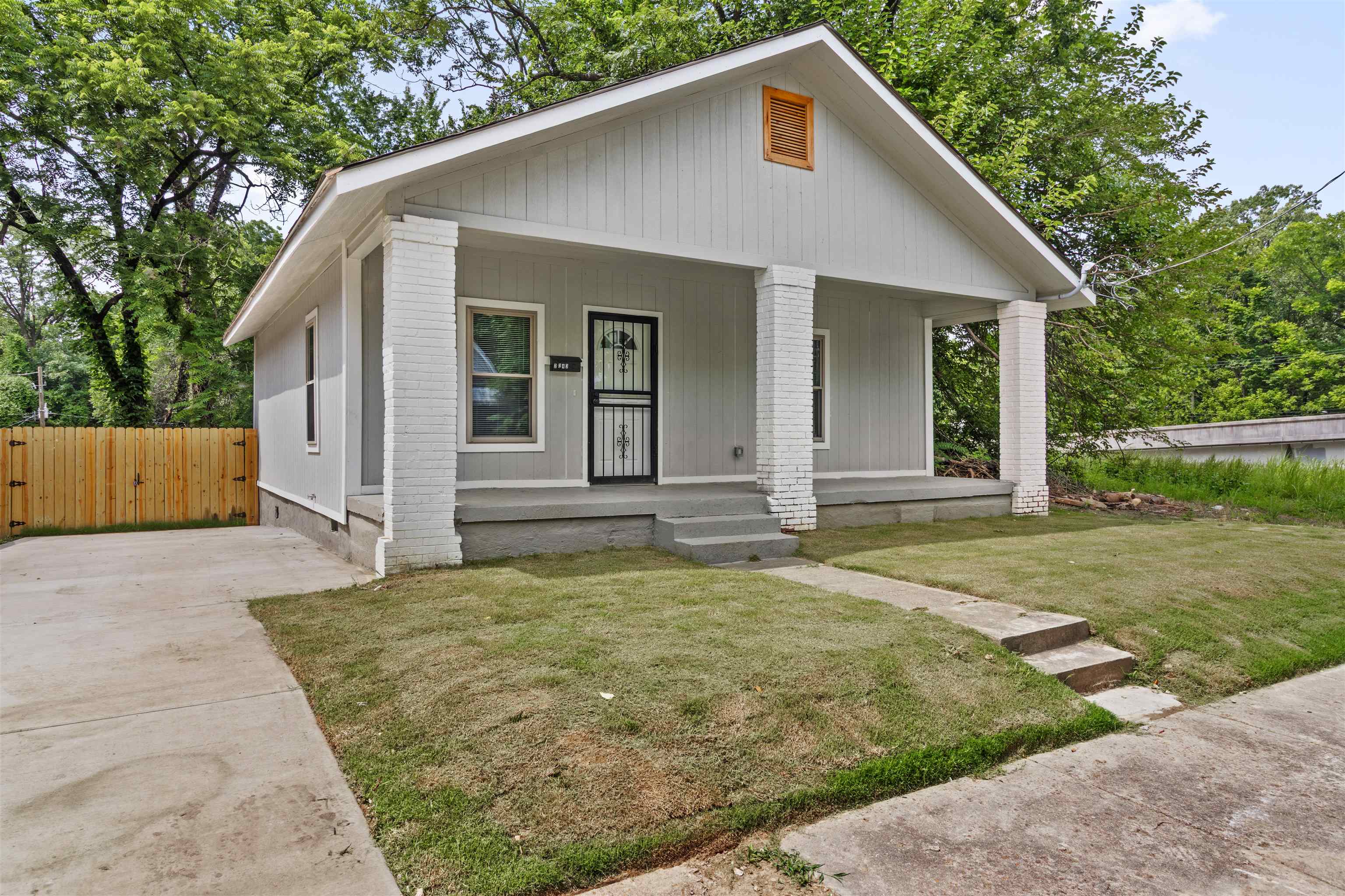 2343 ZANONE AVE
