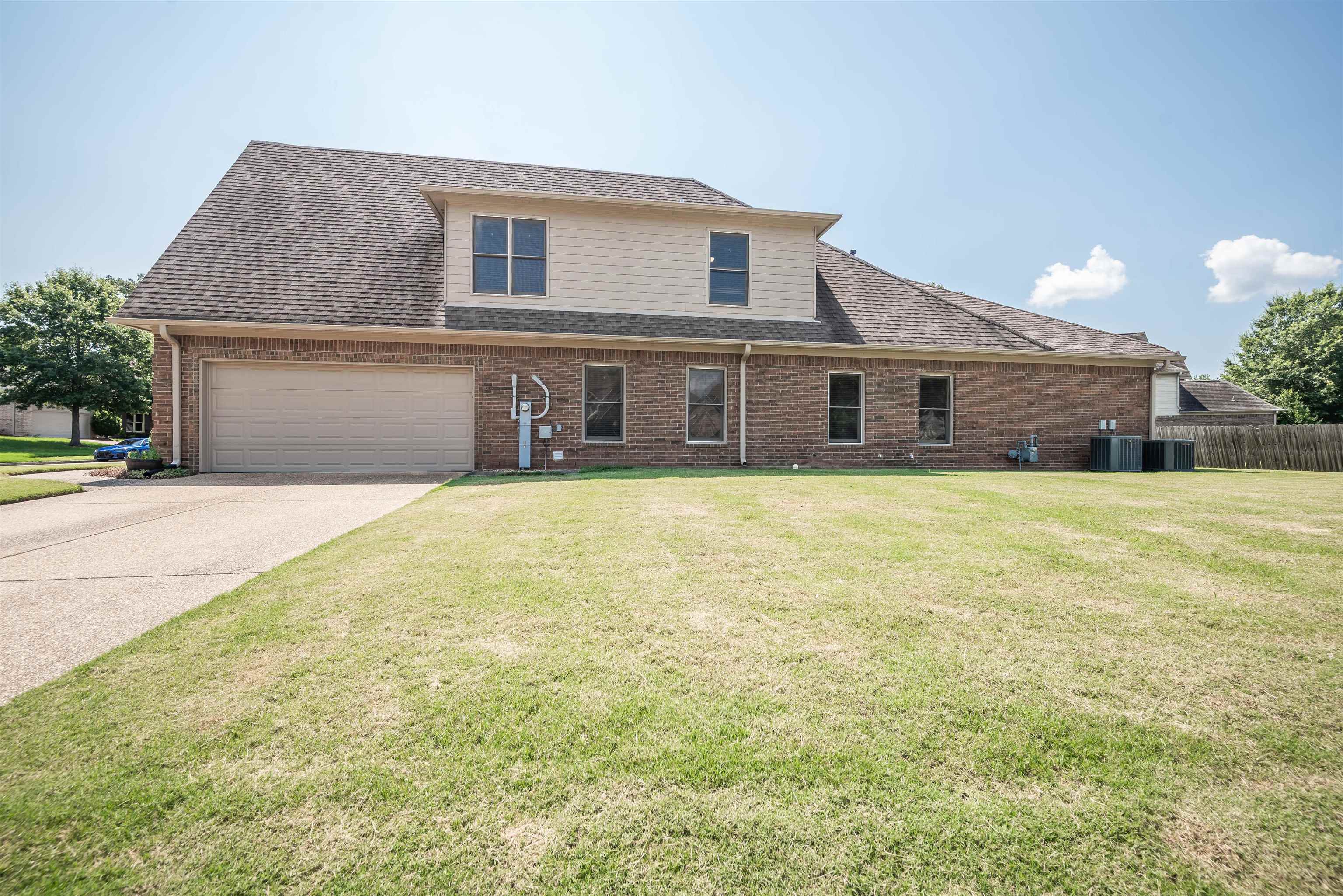 4829 FOX SPRINGS DR