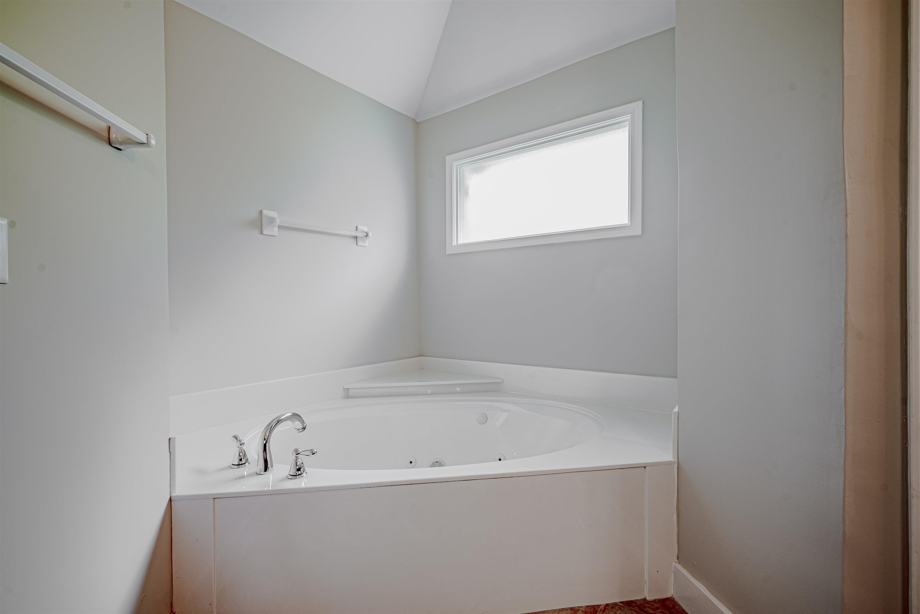 4829 FOX SPRINGS DR