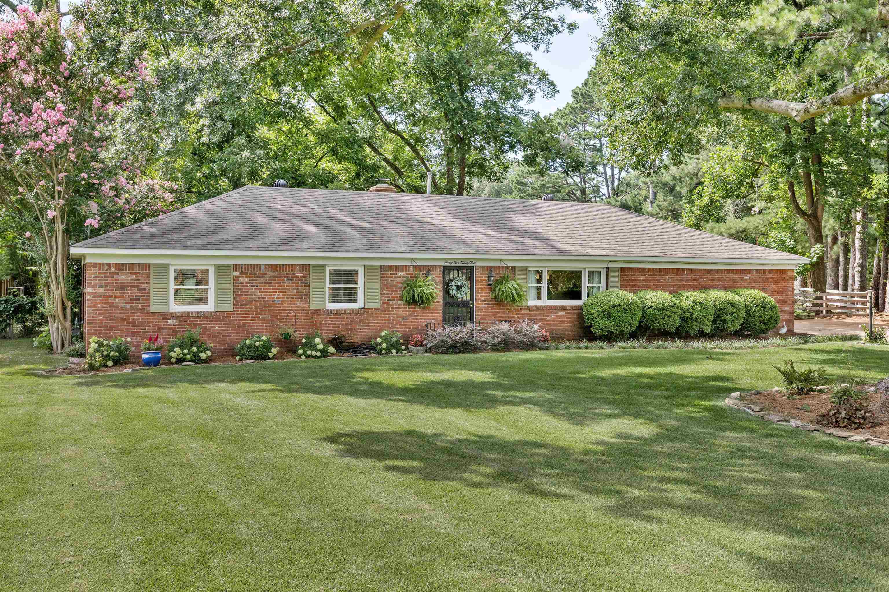3593 MARIETTA BLVD