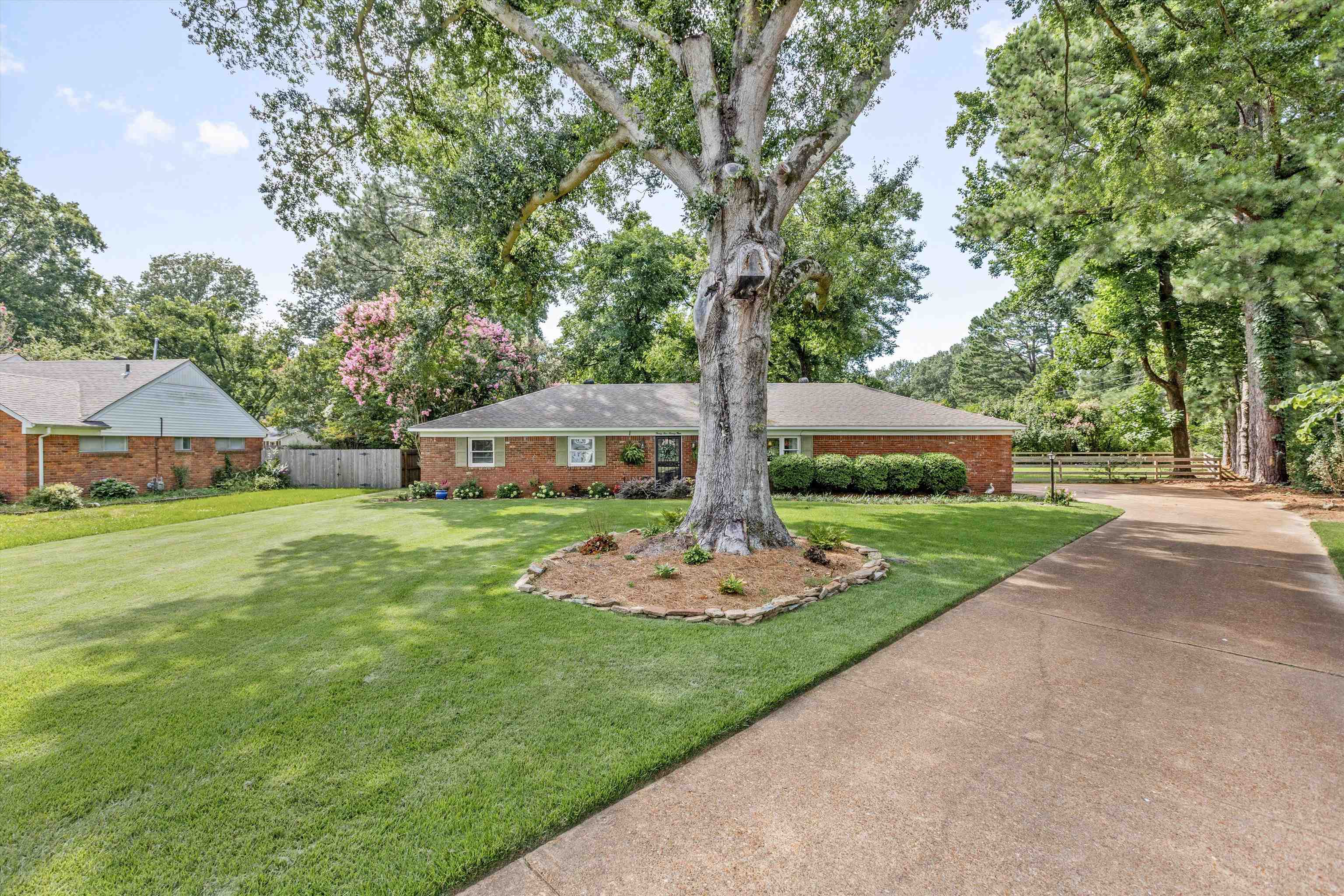 3593 MARIETTA BLVD