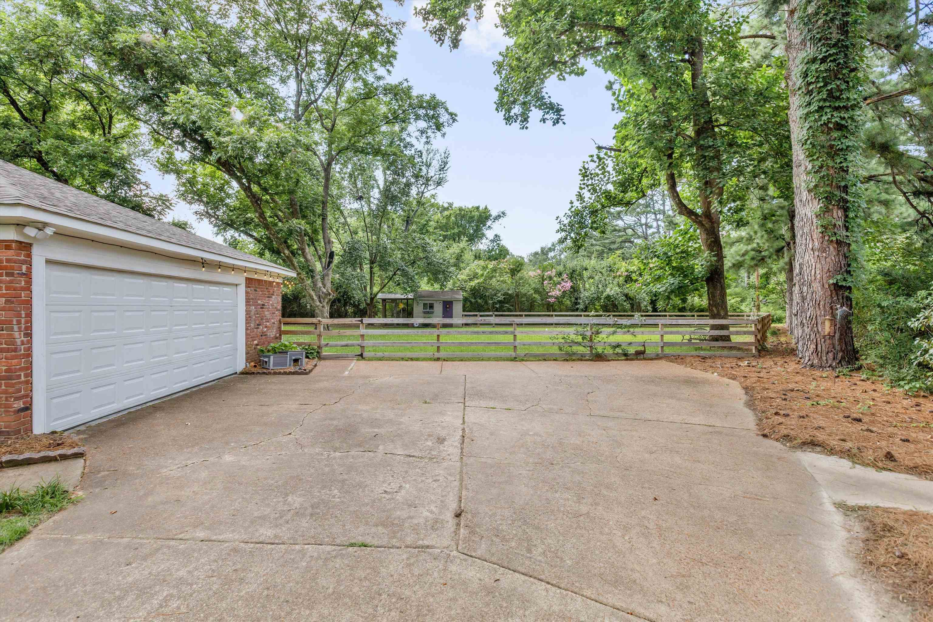 3593 MARIETTA BLVD