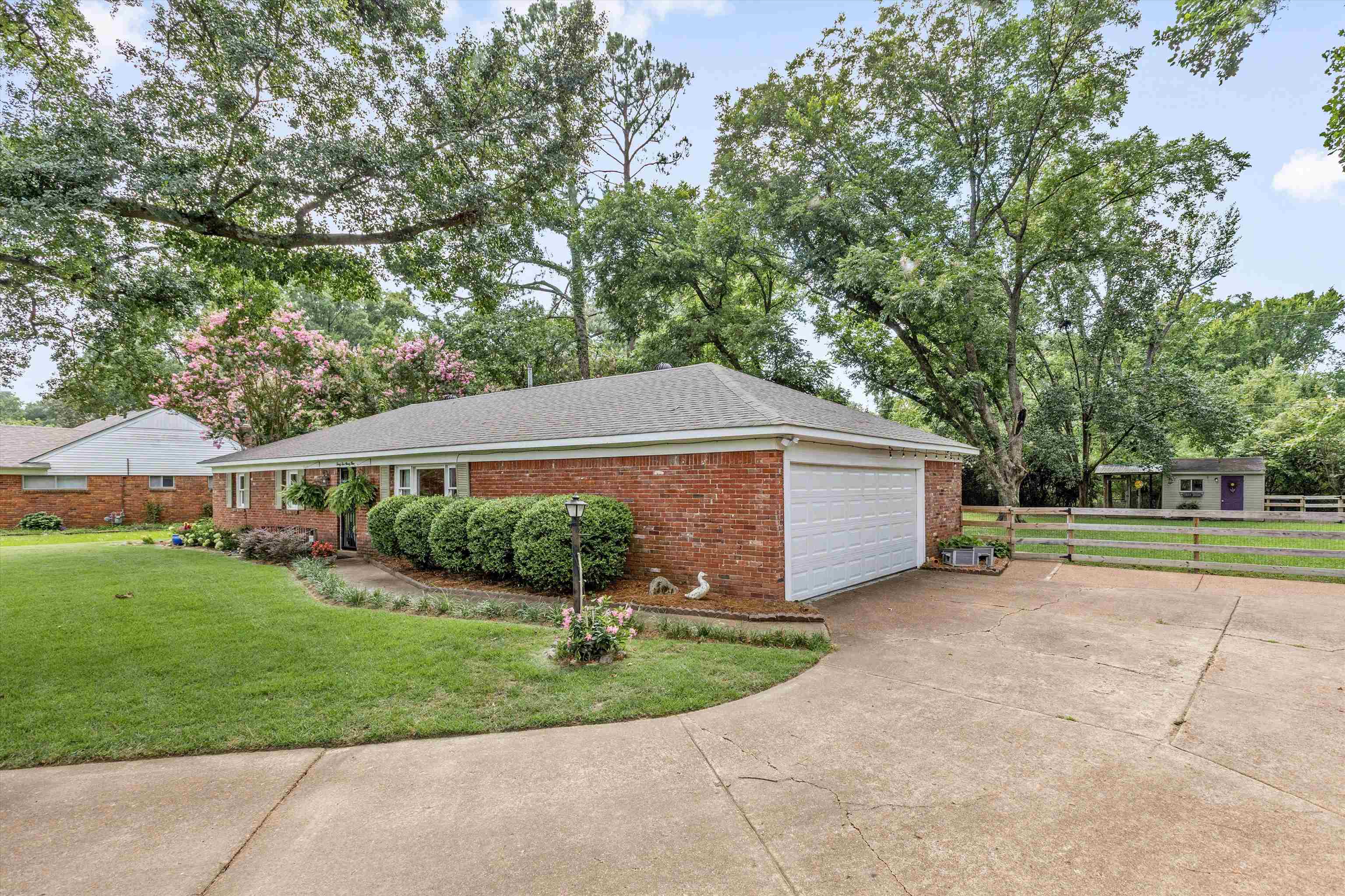 3593 MARIETTA BLVD