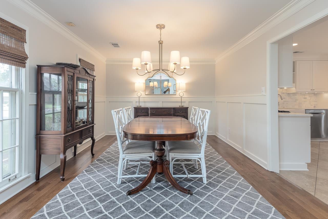 9169 GREENBRIER CV