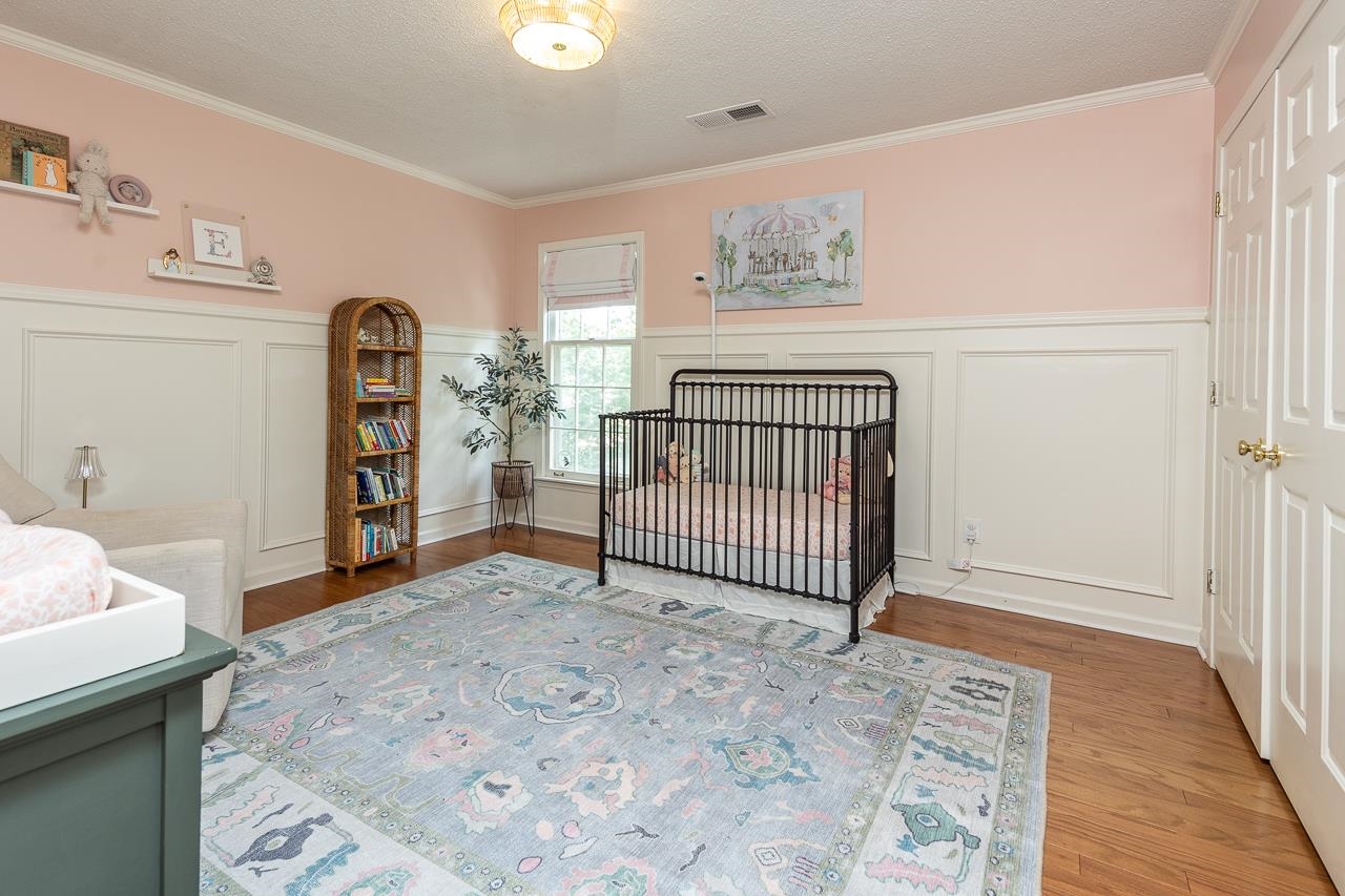 9169 GREENBRIER CV