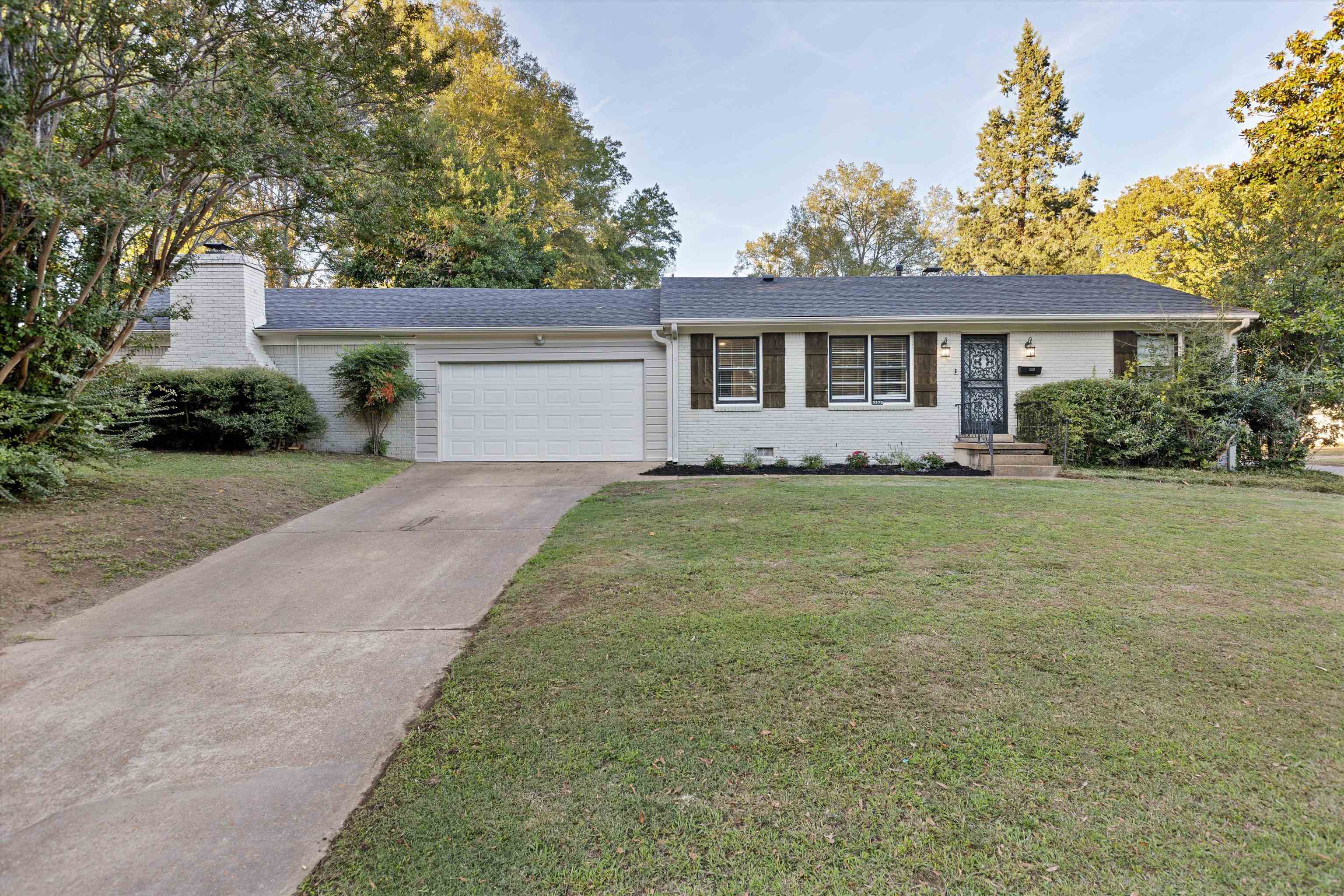 5270 EDENSHIRE AVE