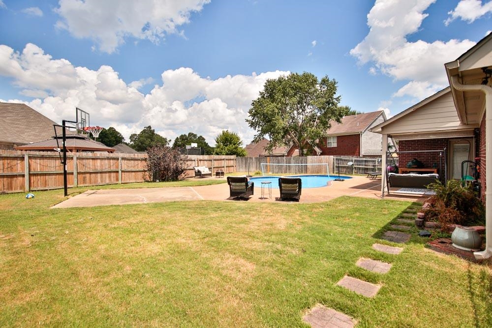 9810 WENTONWOOD LN