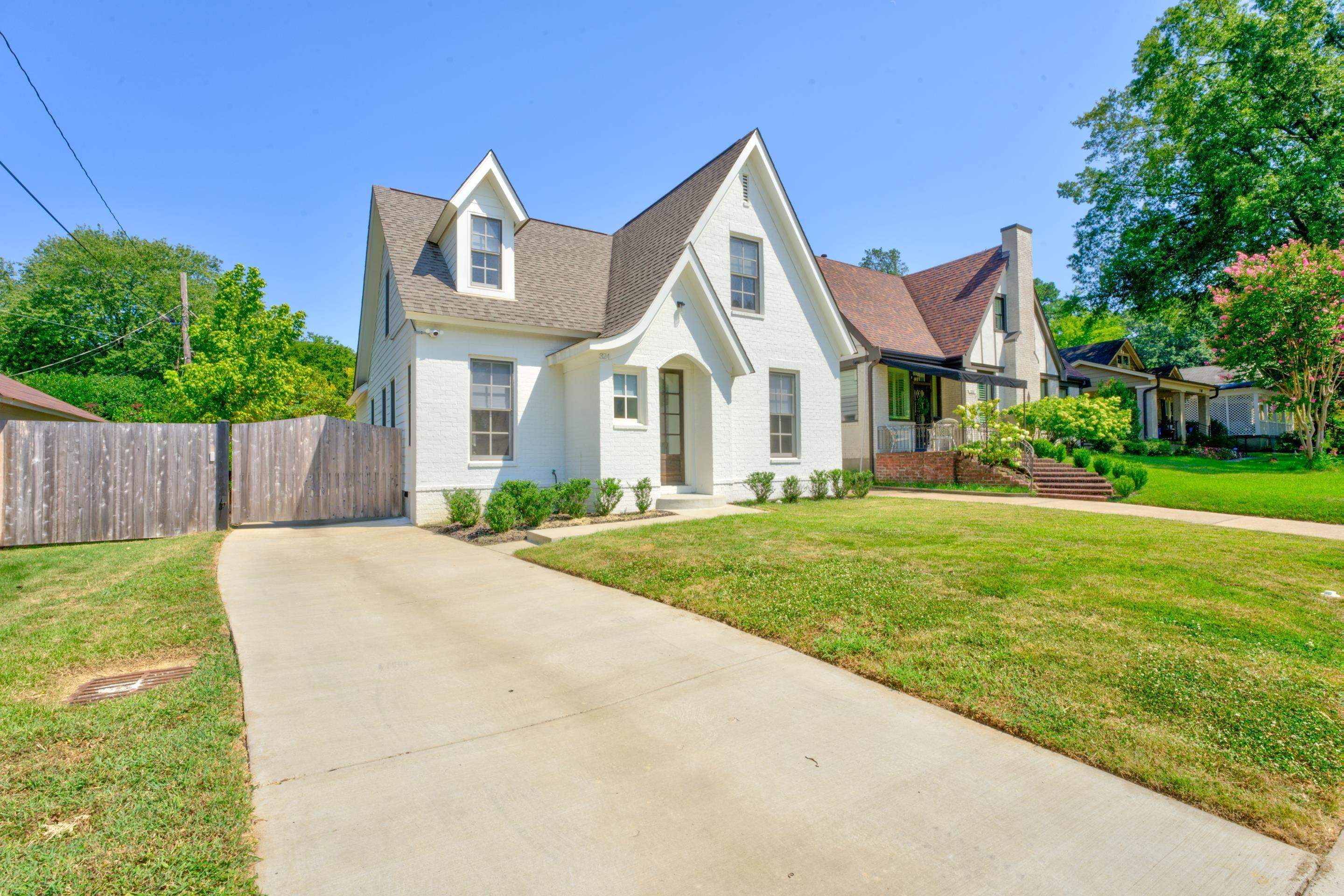 324 S REESE ST