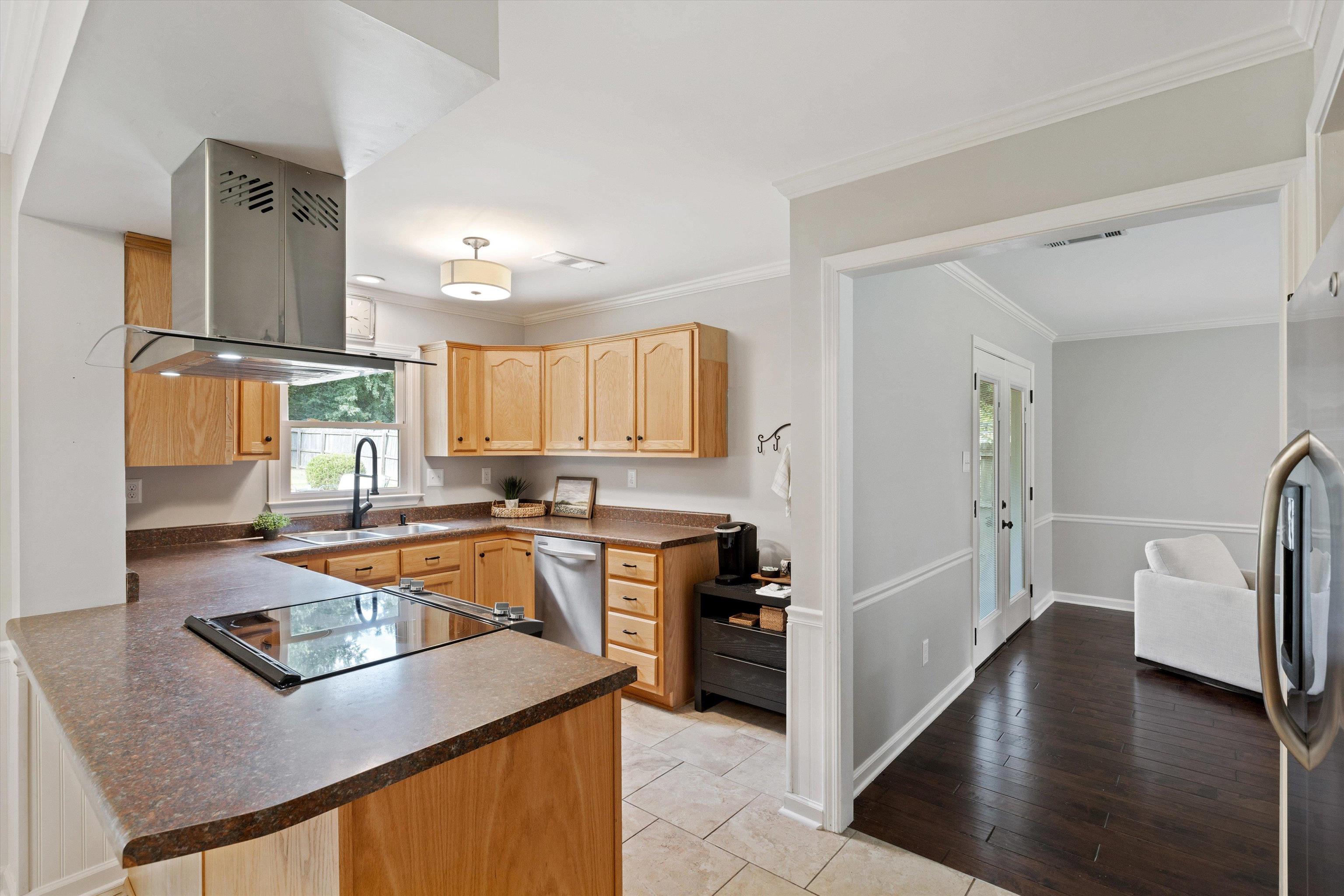 294 CEDAR POST CV