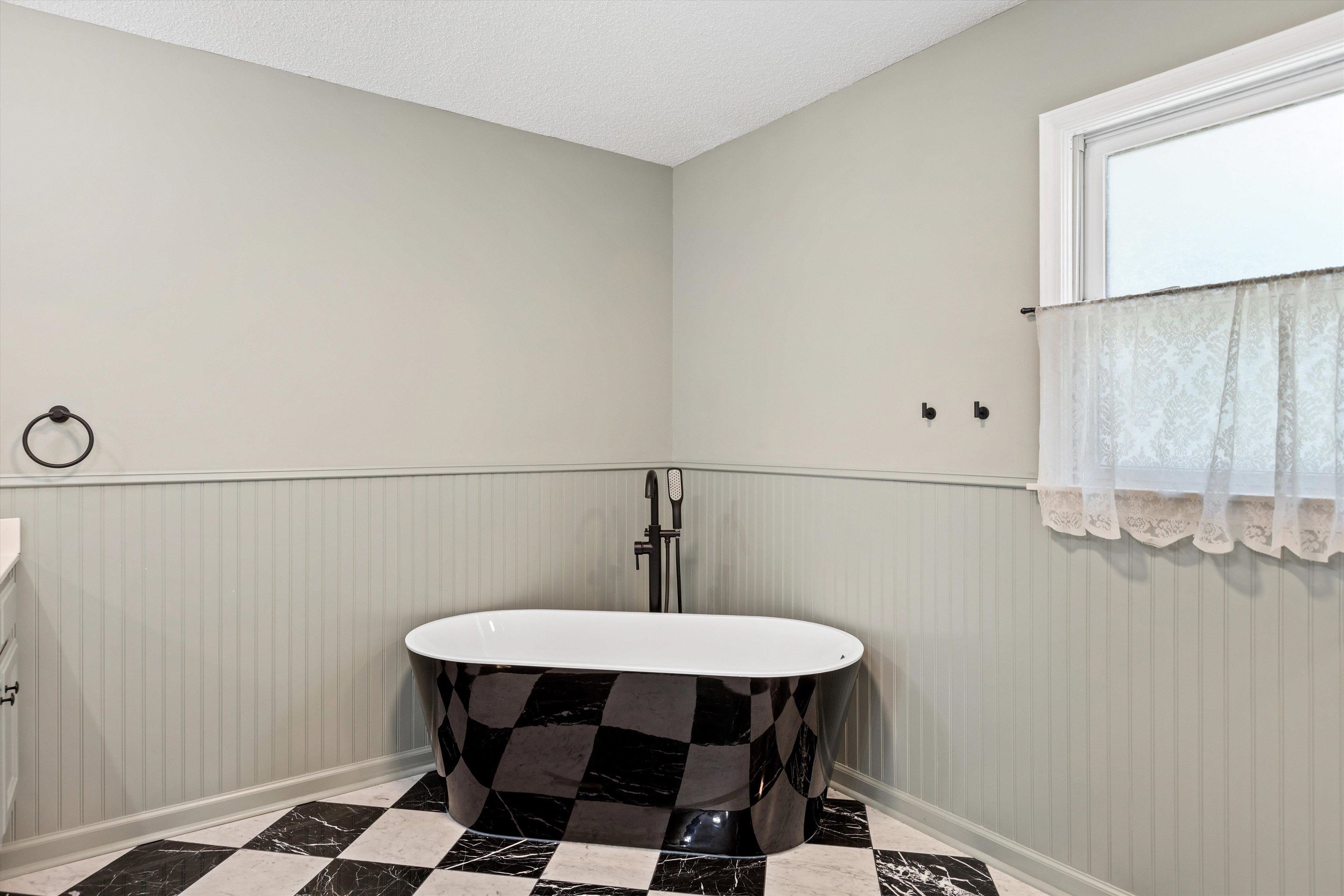 294 CEDAR POST CV