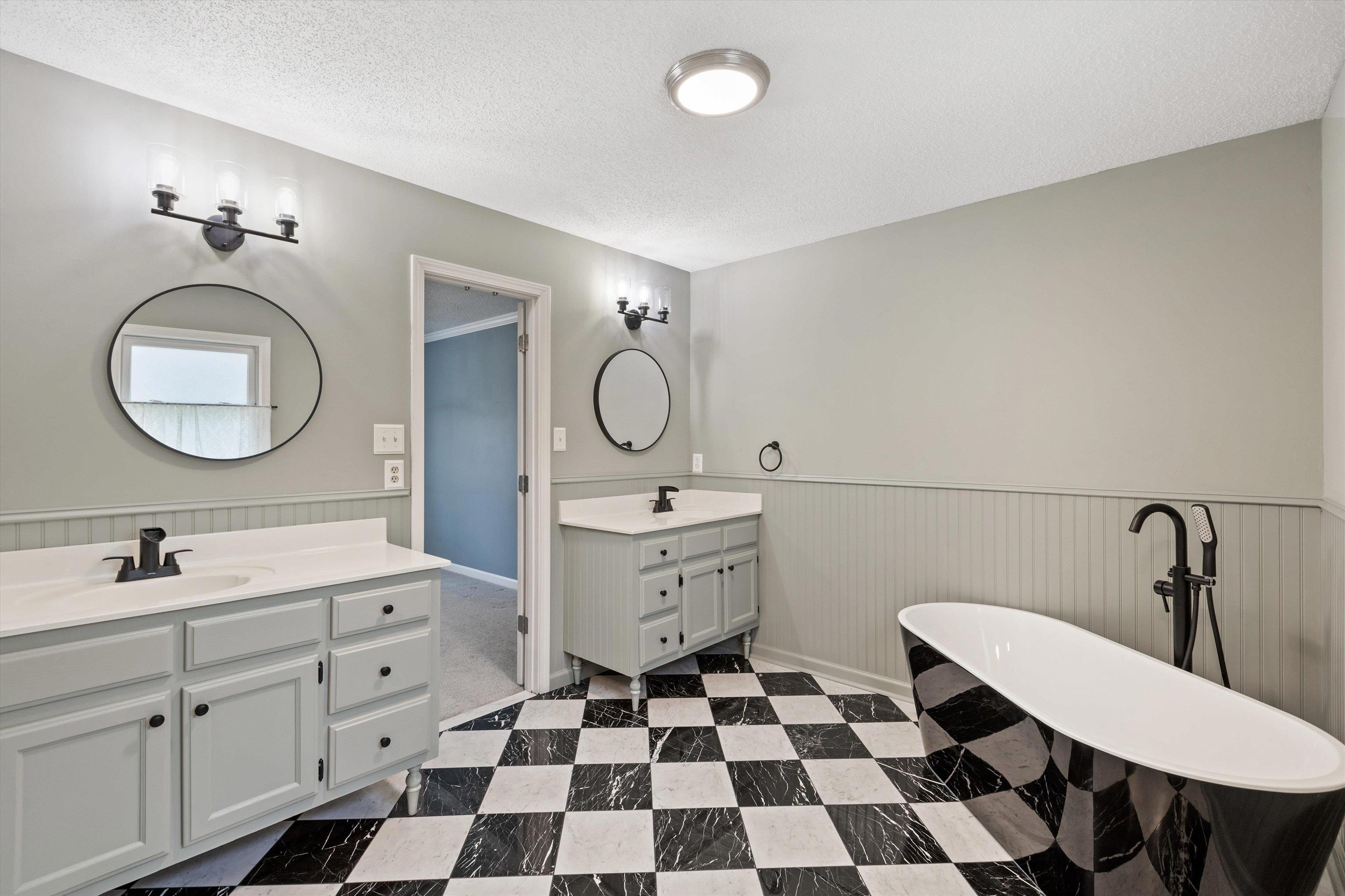 294 CEDAR POST CV