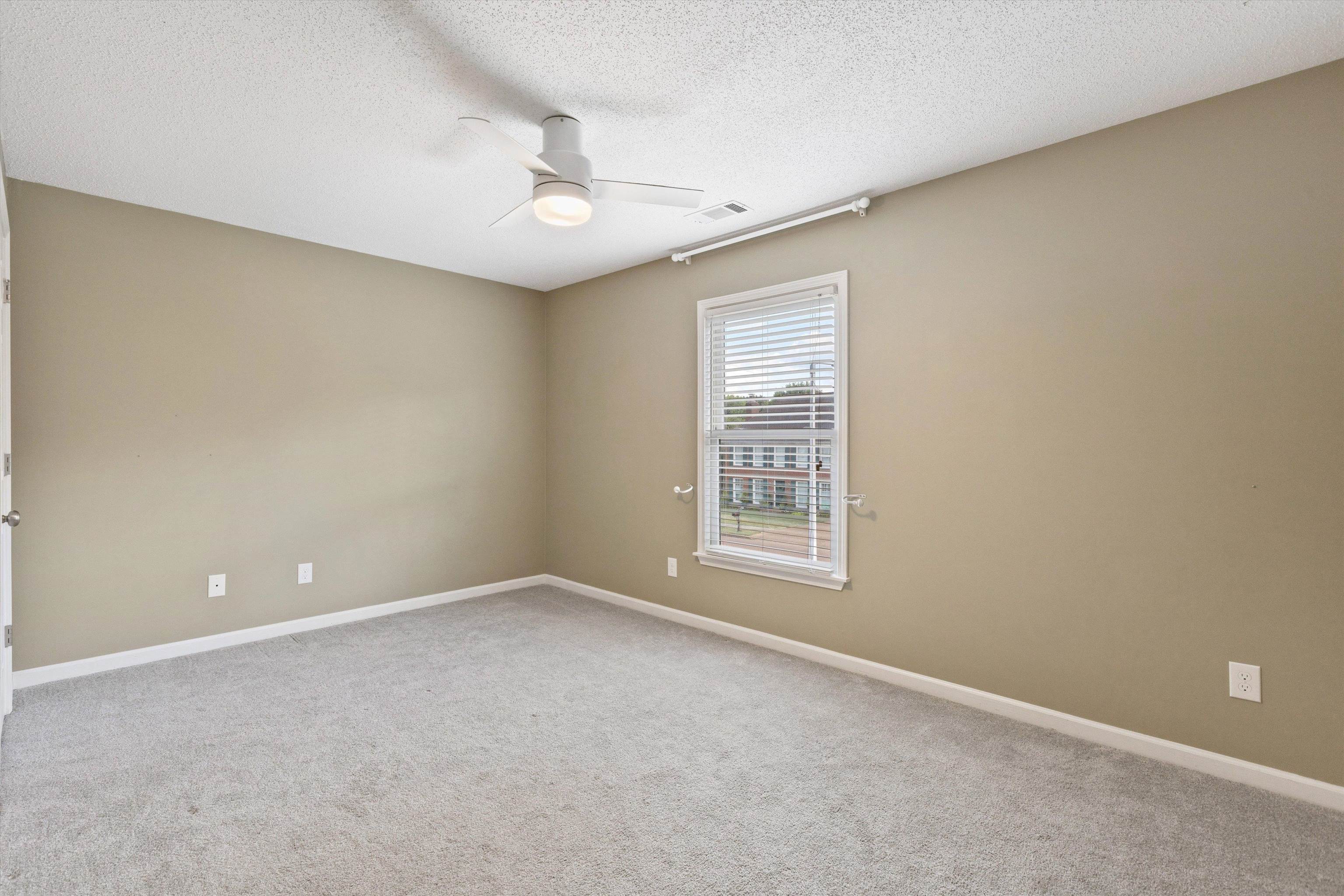 294 CEDAR POST CV